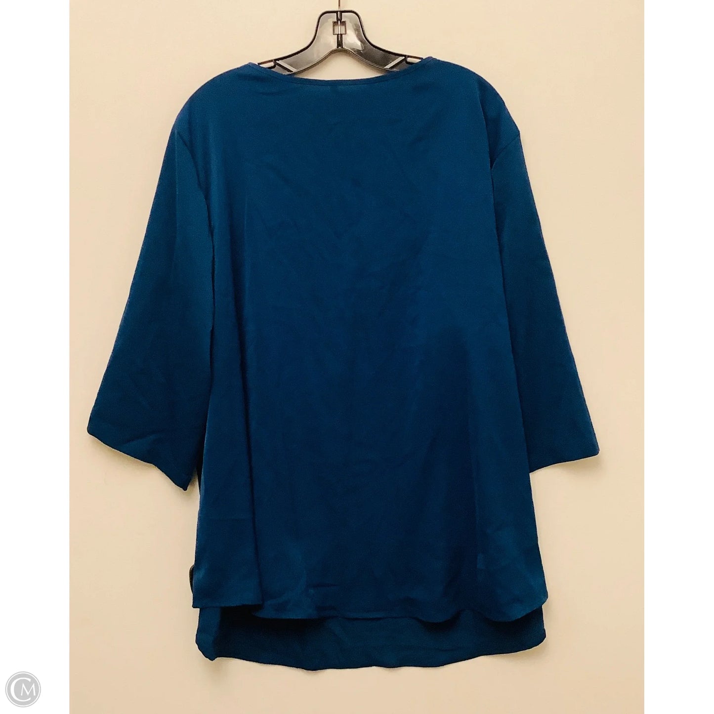 Top Long Sleeve By Cmb In Green, Size: 22