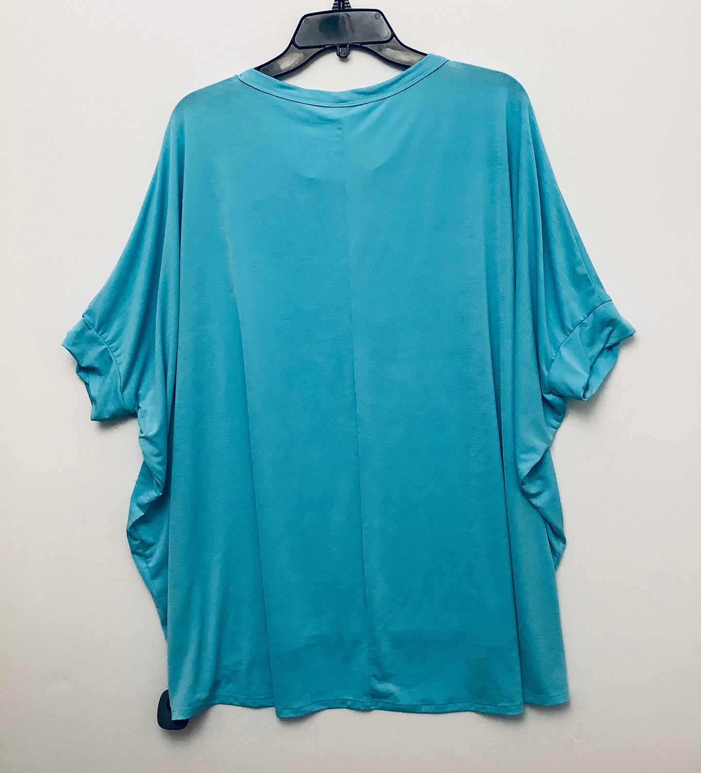 Top Short Sleeve By Clothes Mentor In Teal, Size: L