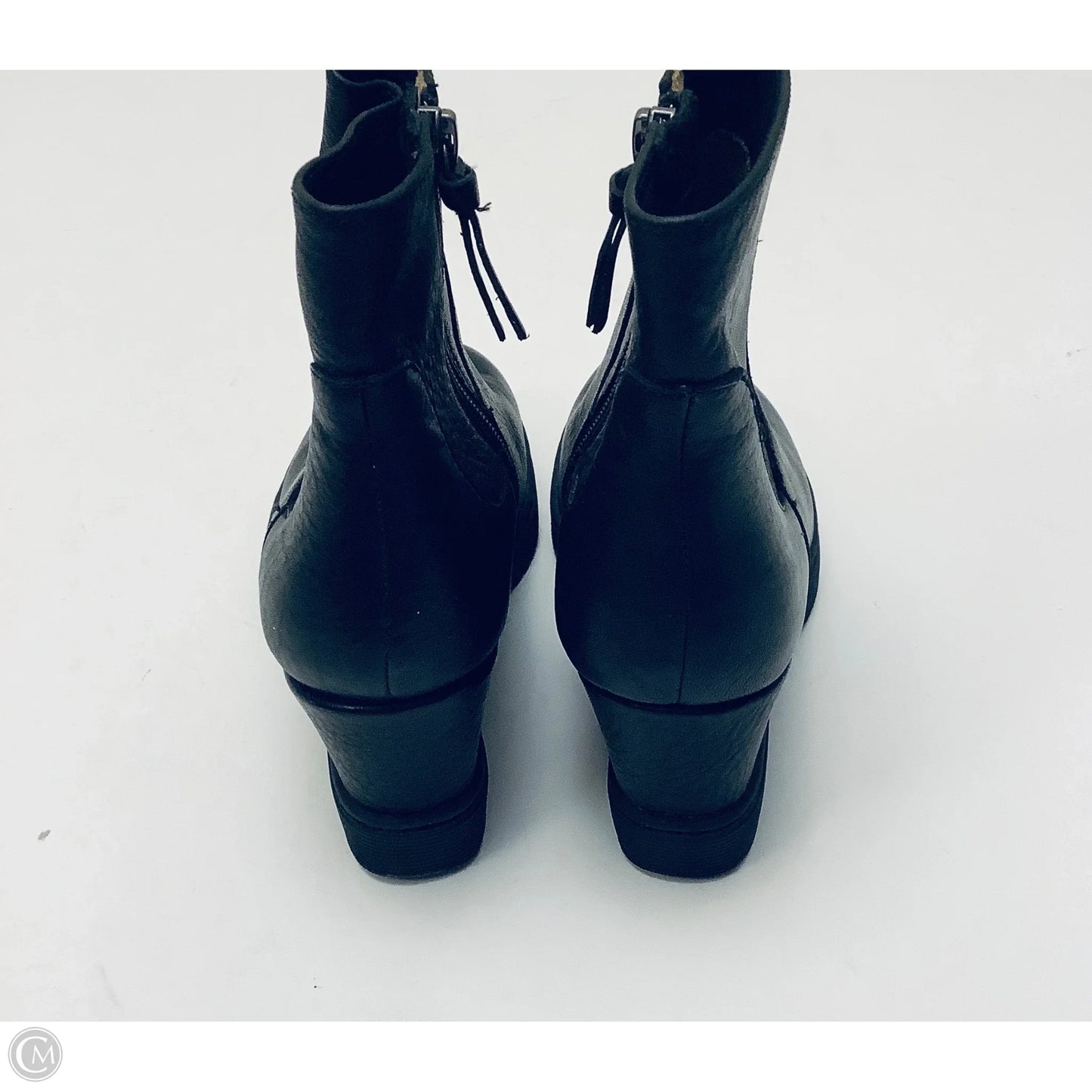 Boots Ankle Flats By Sofft In Black, Size: 6