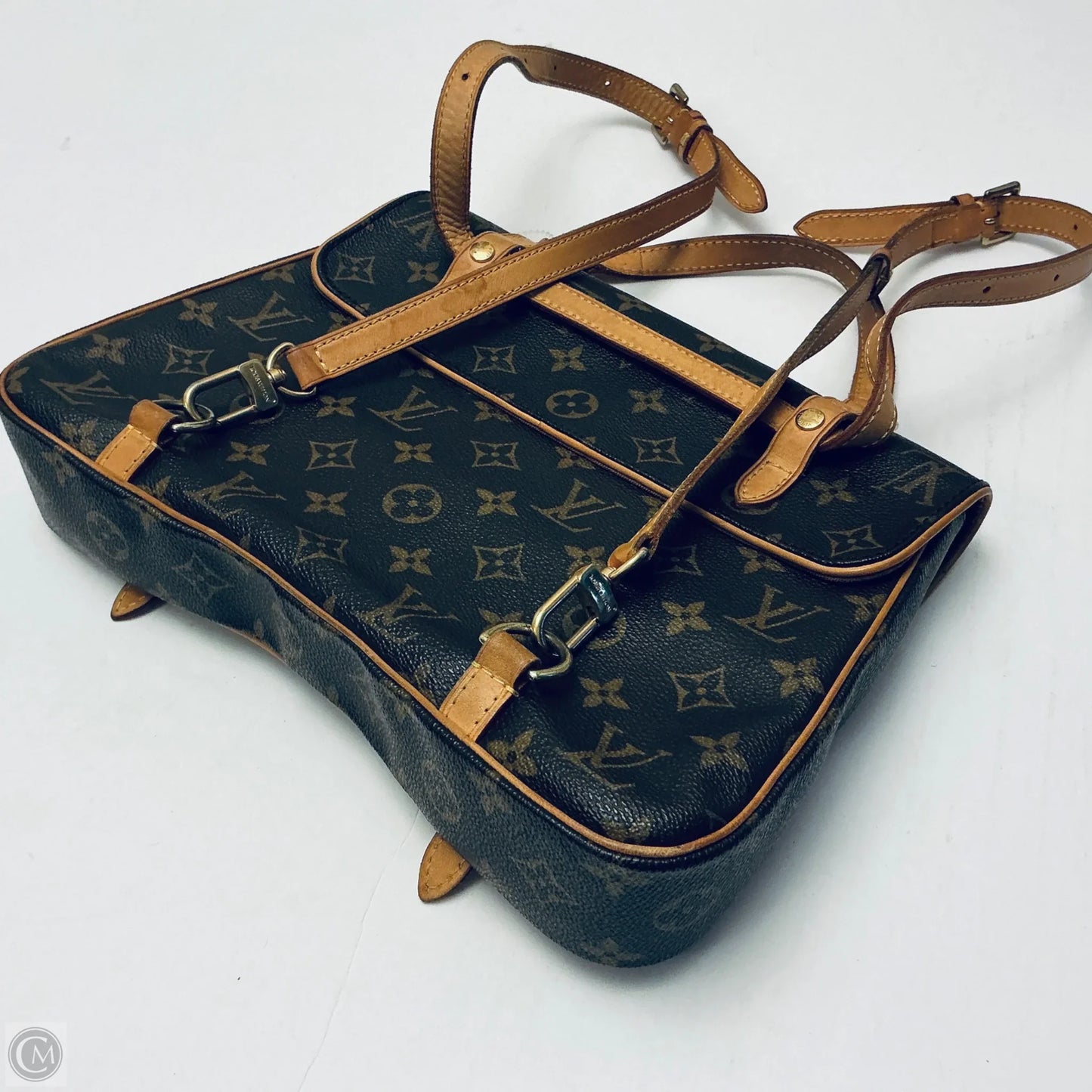 Handbag Luxury Designer By Louis Vuitton, Size: Medium