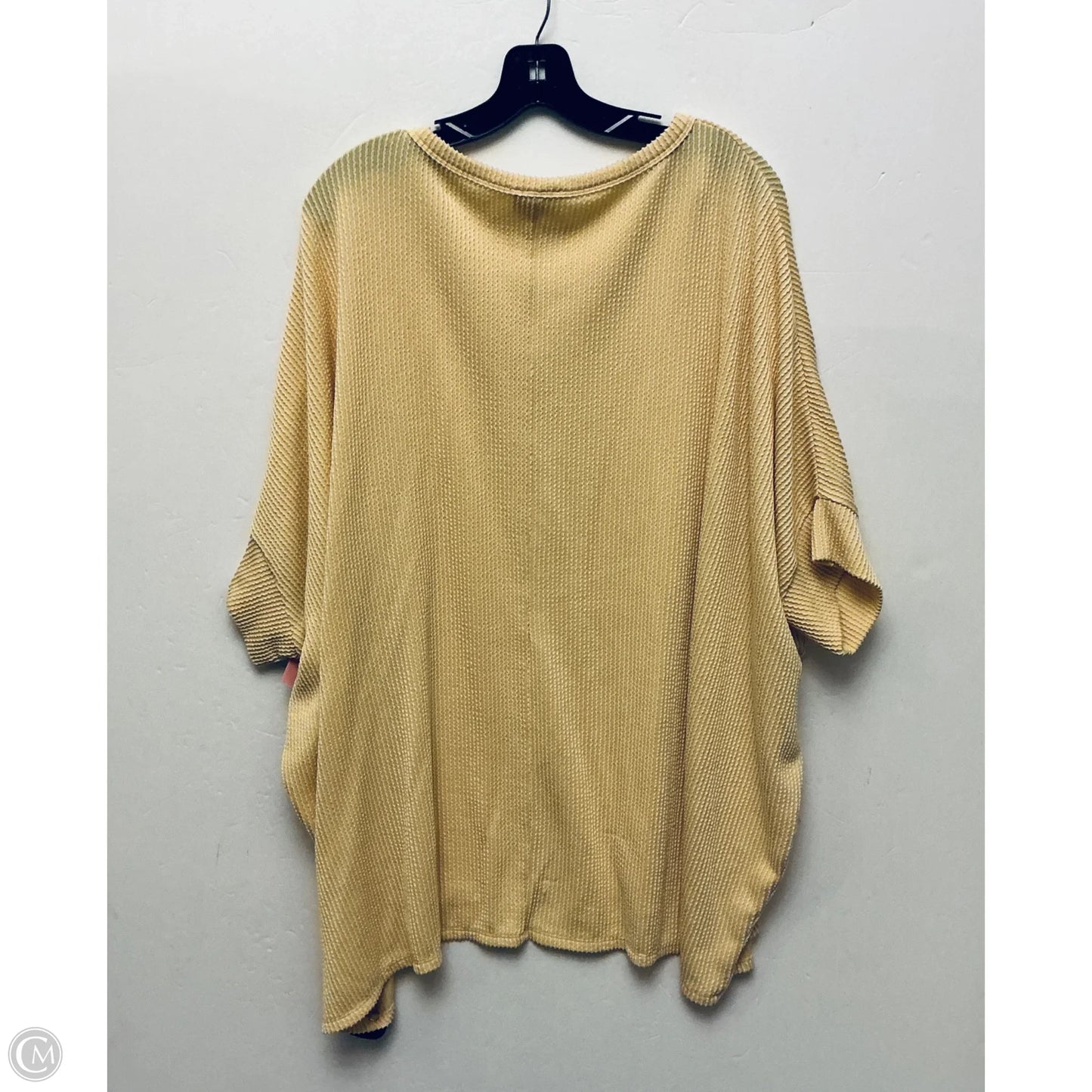 Top Short Sleeve By Andree By Unit In Yellow, Size: 2x