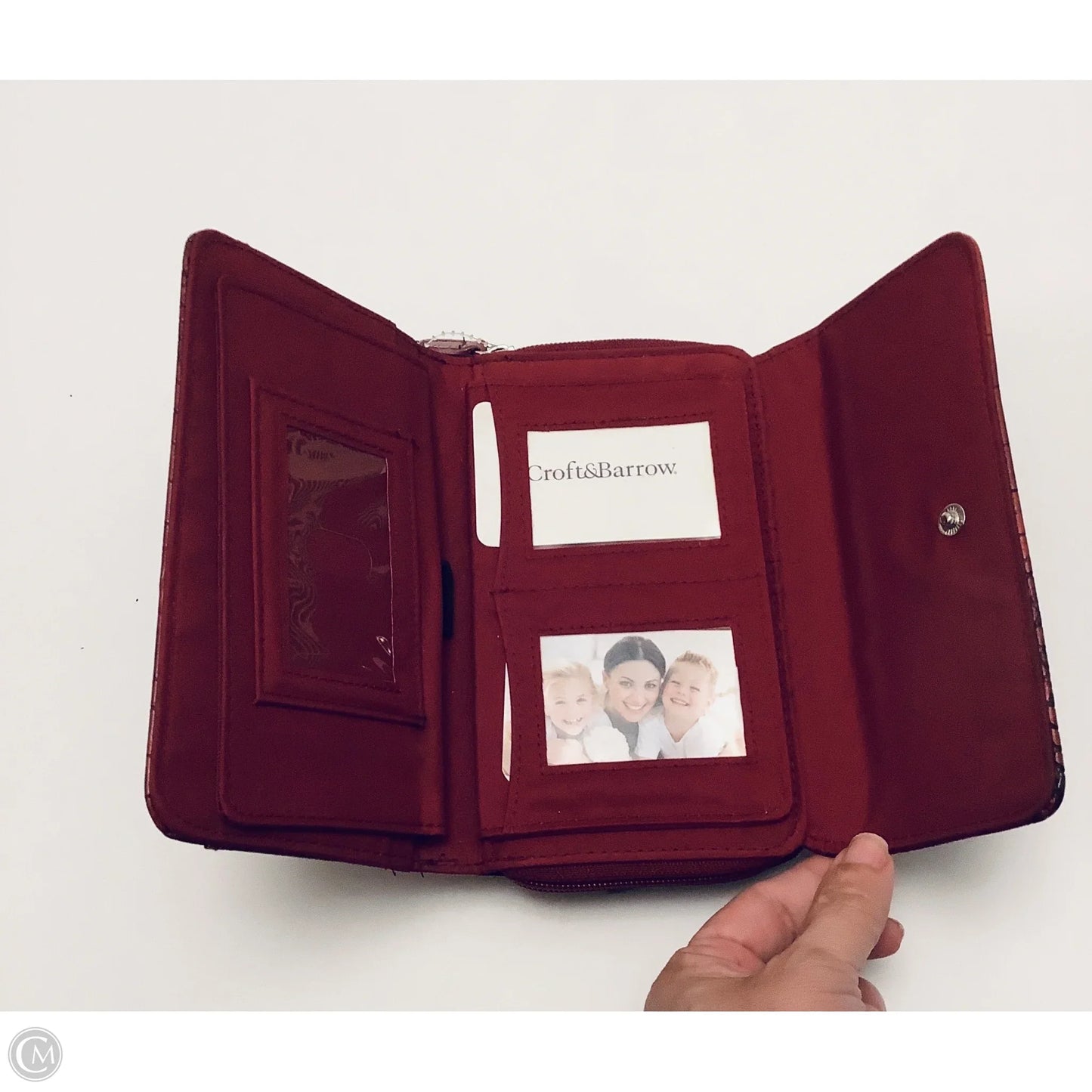 Wallet By Croft And Barrow, Size: Large