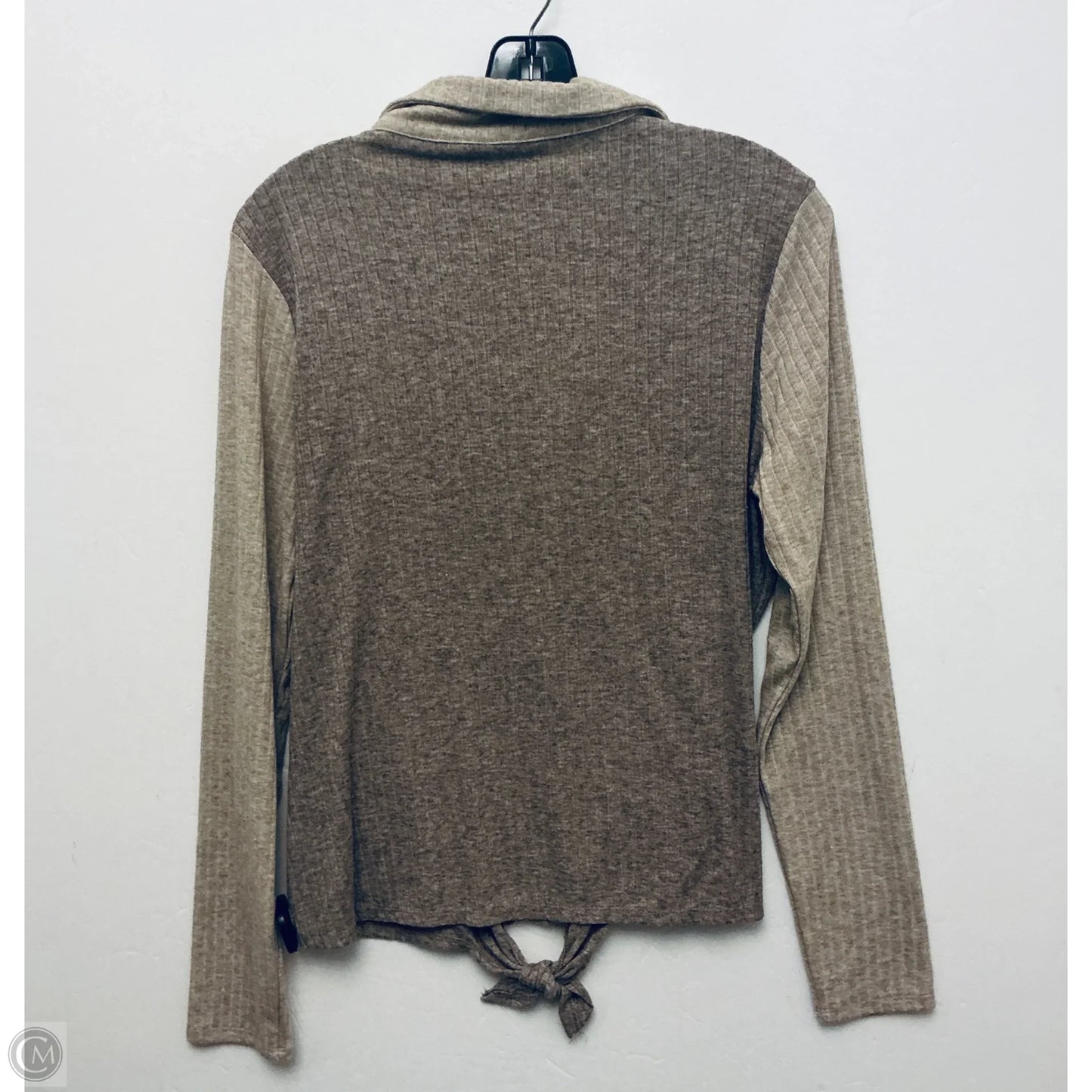 Top Long Sleeve Basic By Cato In Brown, Size: M