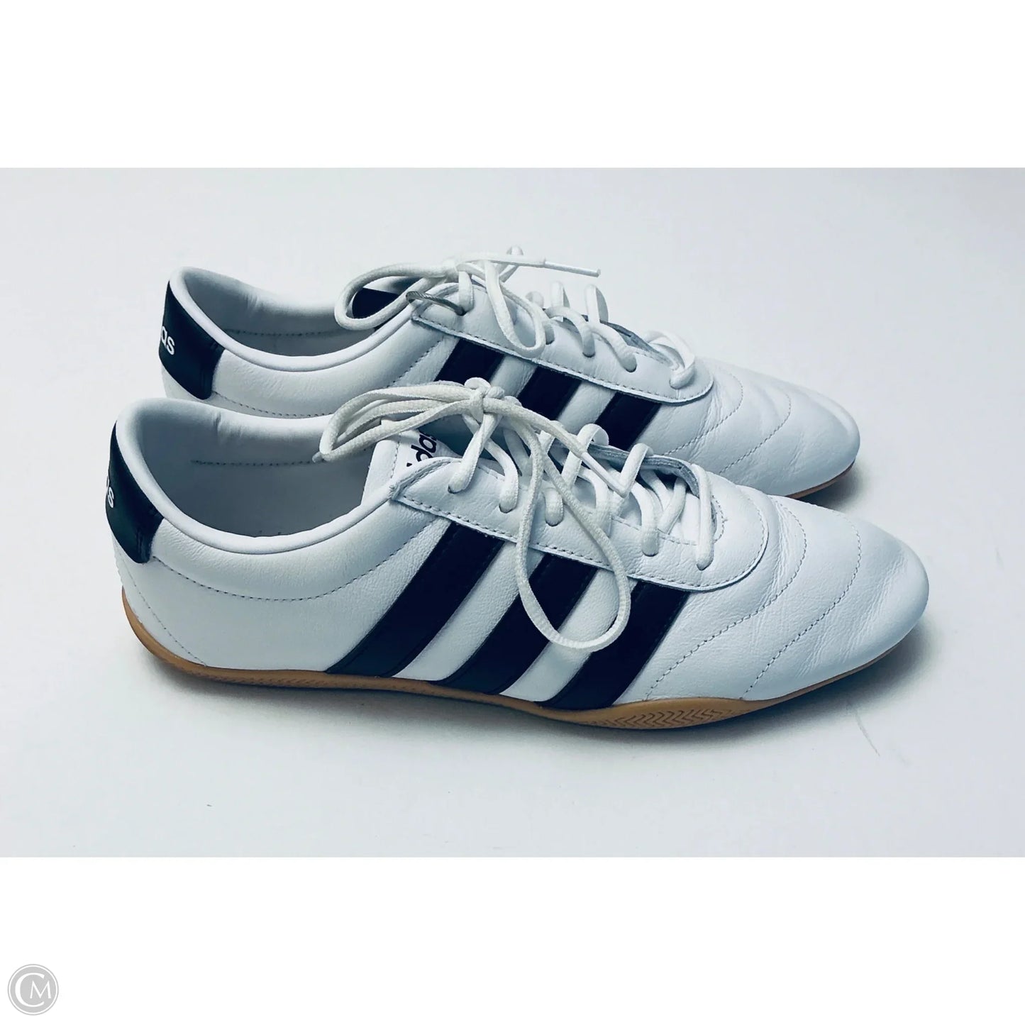 Shoes Sneakers By Adidas In White, Size: 10