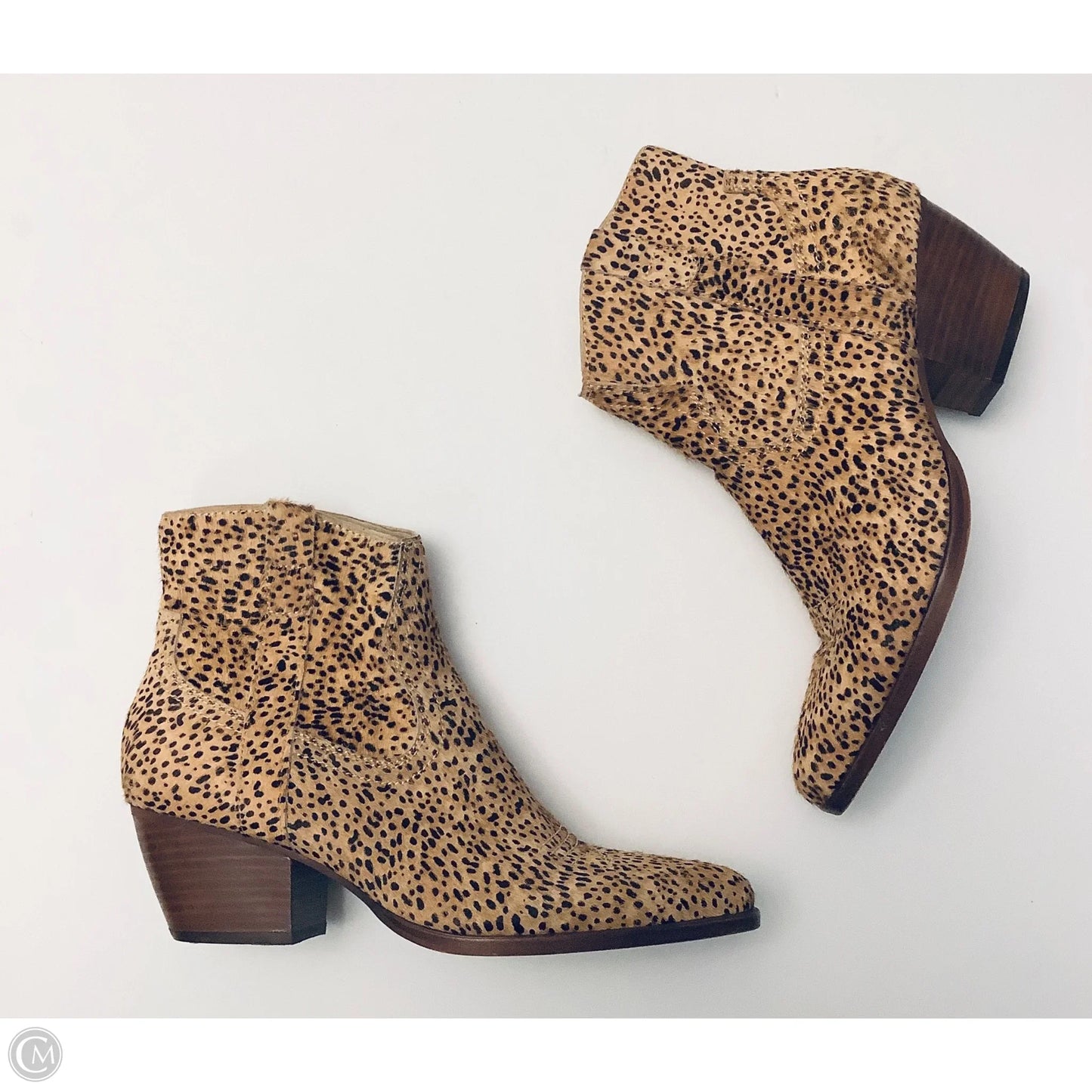 Boots Ankle Heels By Dolce Vita In Animal Print, Size: 9.5