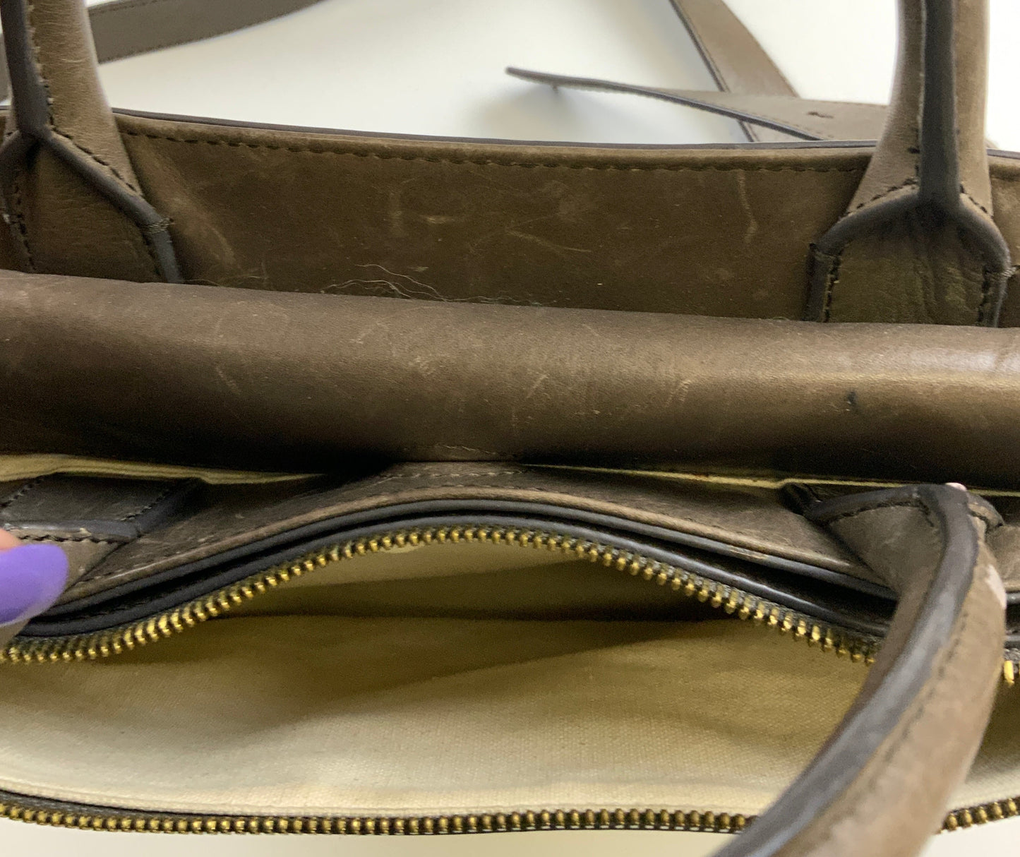 Handbag Leather By Margot, Size: Medium