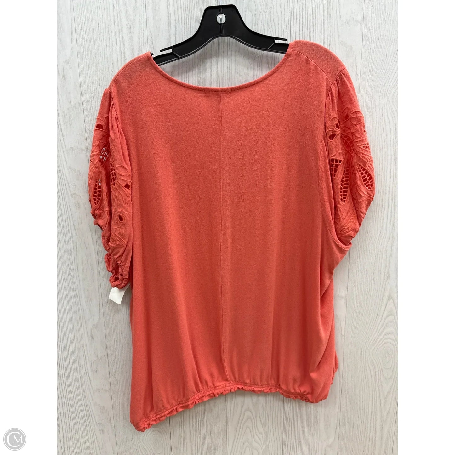 Top Short Sleeve By Maurices In Orange, Size: 2x