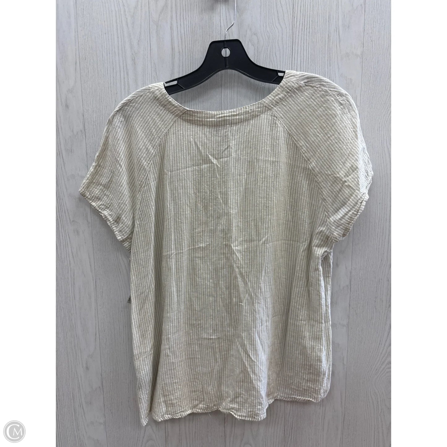 Top Short Sleeve By Cj Banks In Tan, Size: L