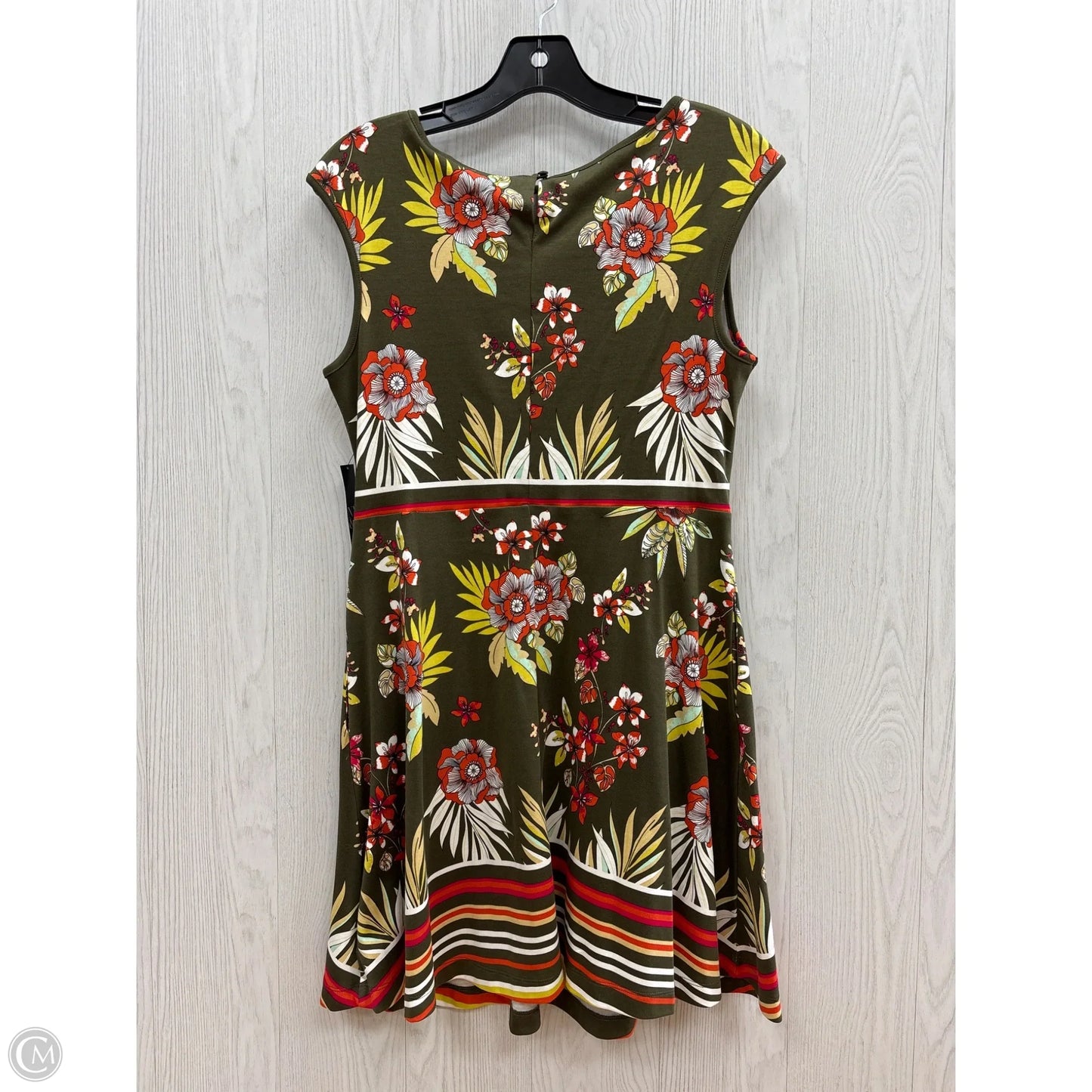 Dress Casual Short By New York And Co In Green, Size: Mp