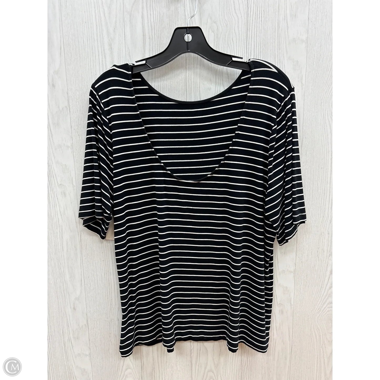 Top Short Sleeve By A New Day In Black White, Size: Xxl