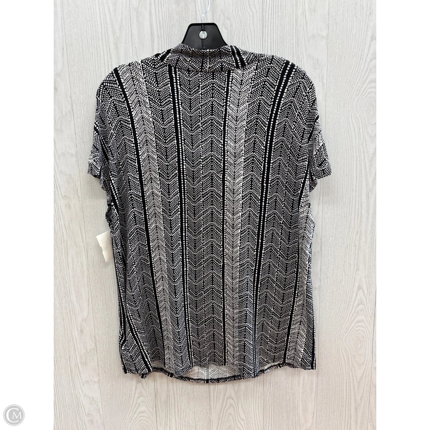 Top Short Sleeve Basic By Coldwater Creek In Black & White, Size: Xl