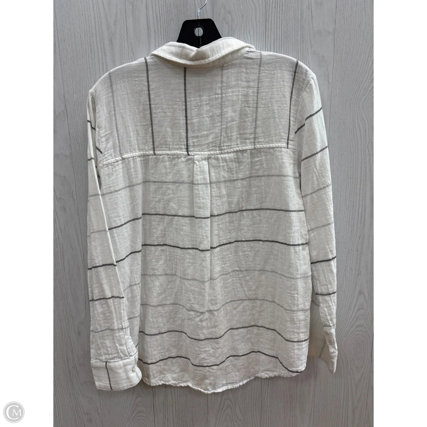 Top Long Sleeve By Maurices In White, Size: S