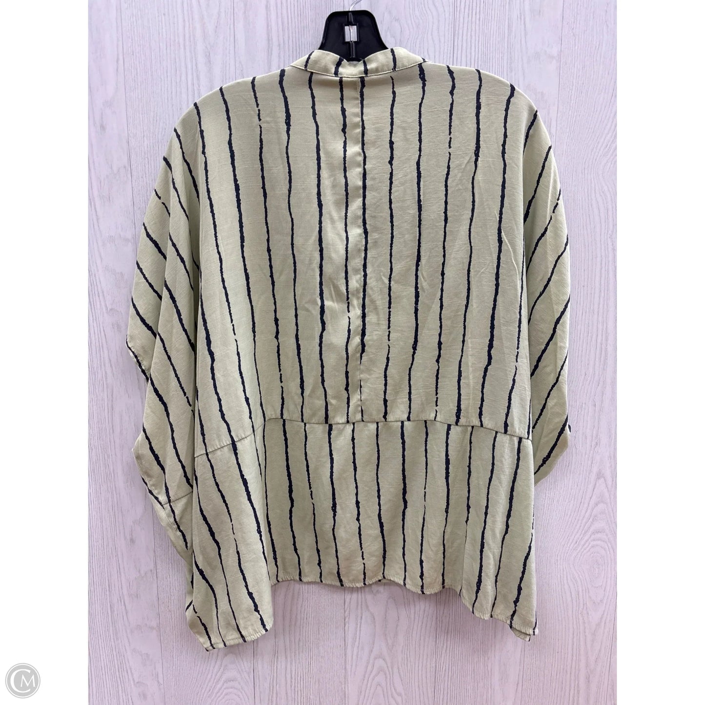 Top Short Sleeve By Jodifl In Green, Size: S