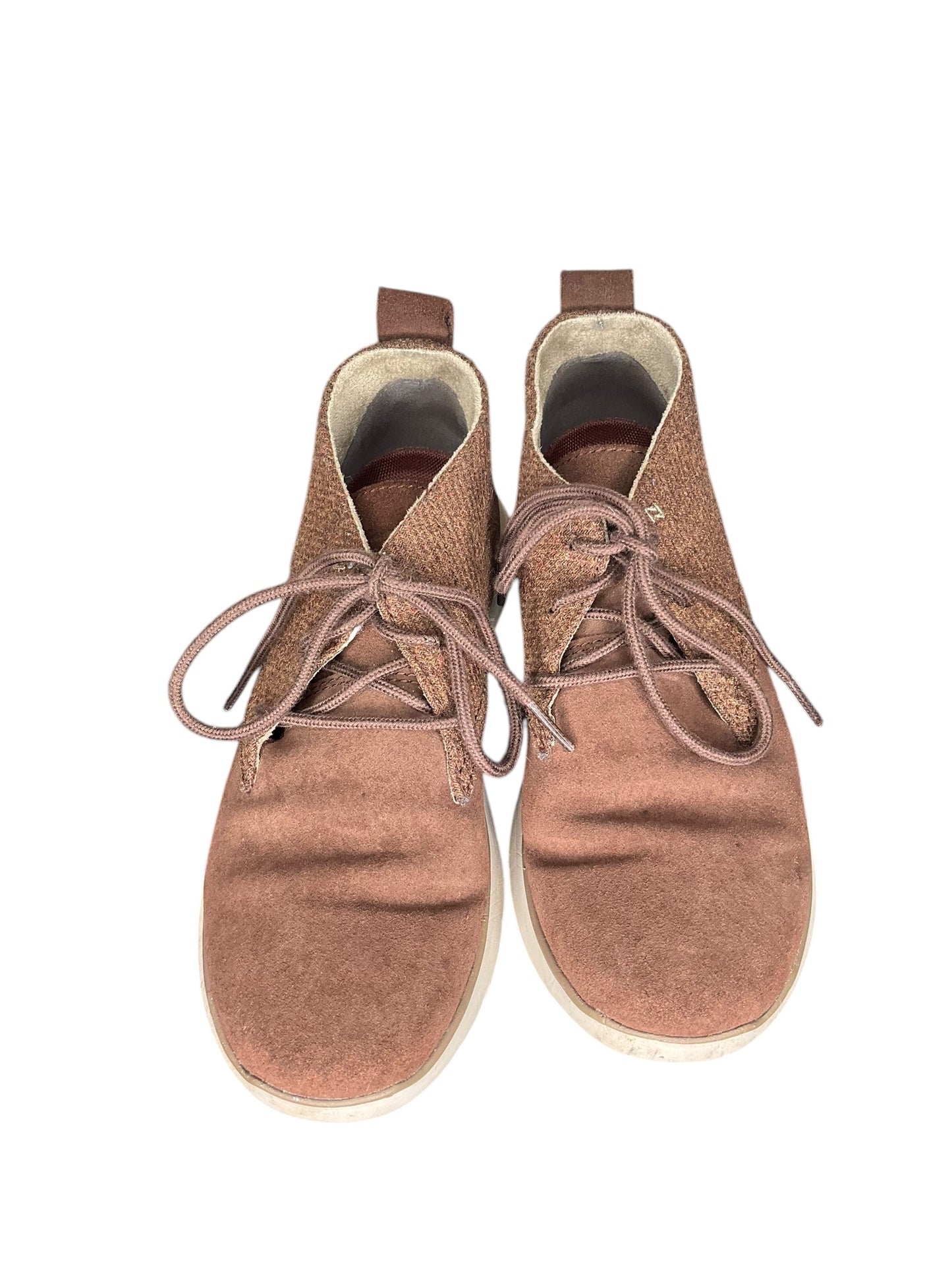 Shoes Sneakers By Eddie Bauer In Brown, Size: 7.5