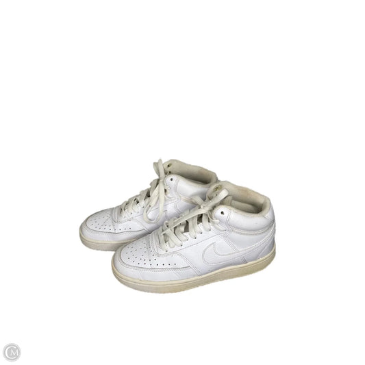 Shoes Sneakers By Nike In White, Size: 6