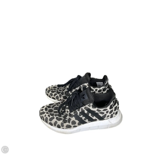 Shoes Sneakers By Skechers In Animal Print, Size: 6
