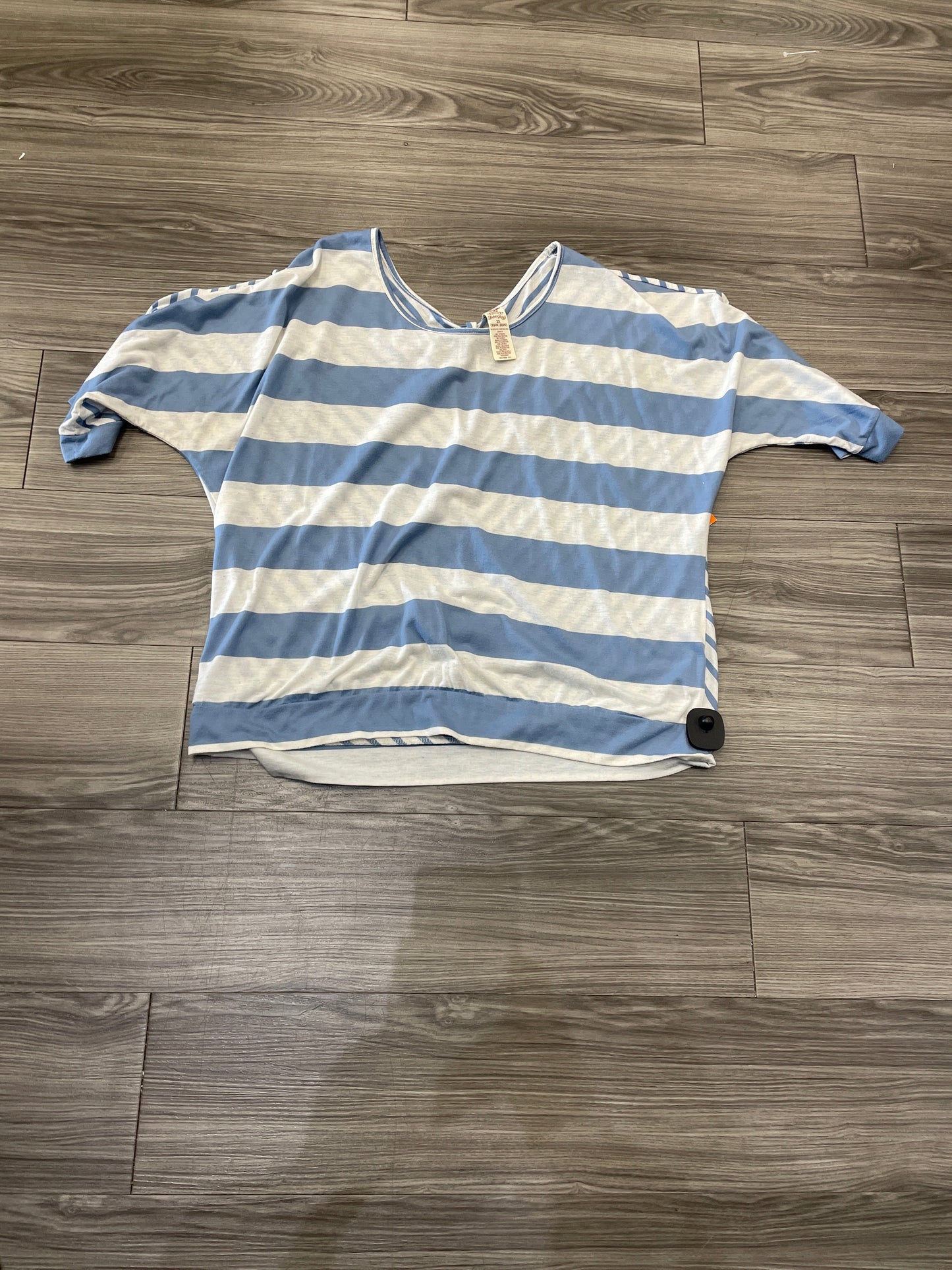 Top 3/4 Sleeve By Faded Glory Size: 2x