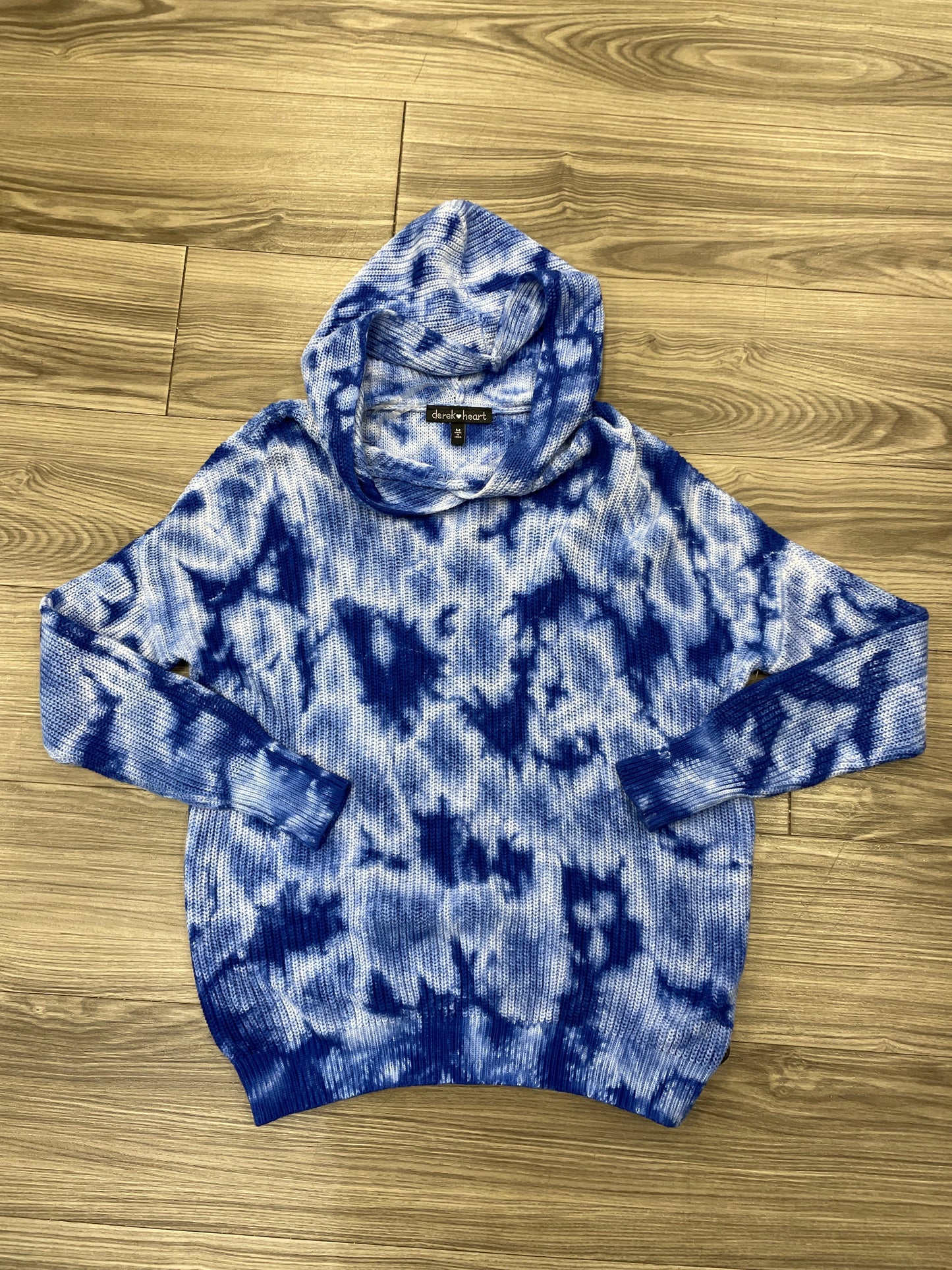 Sweater By Derek Heart Size: M