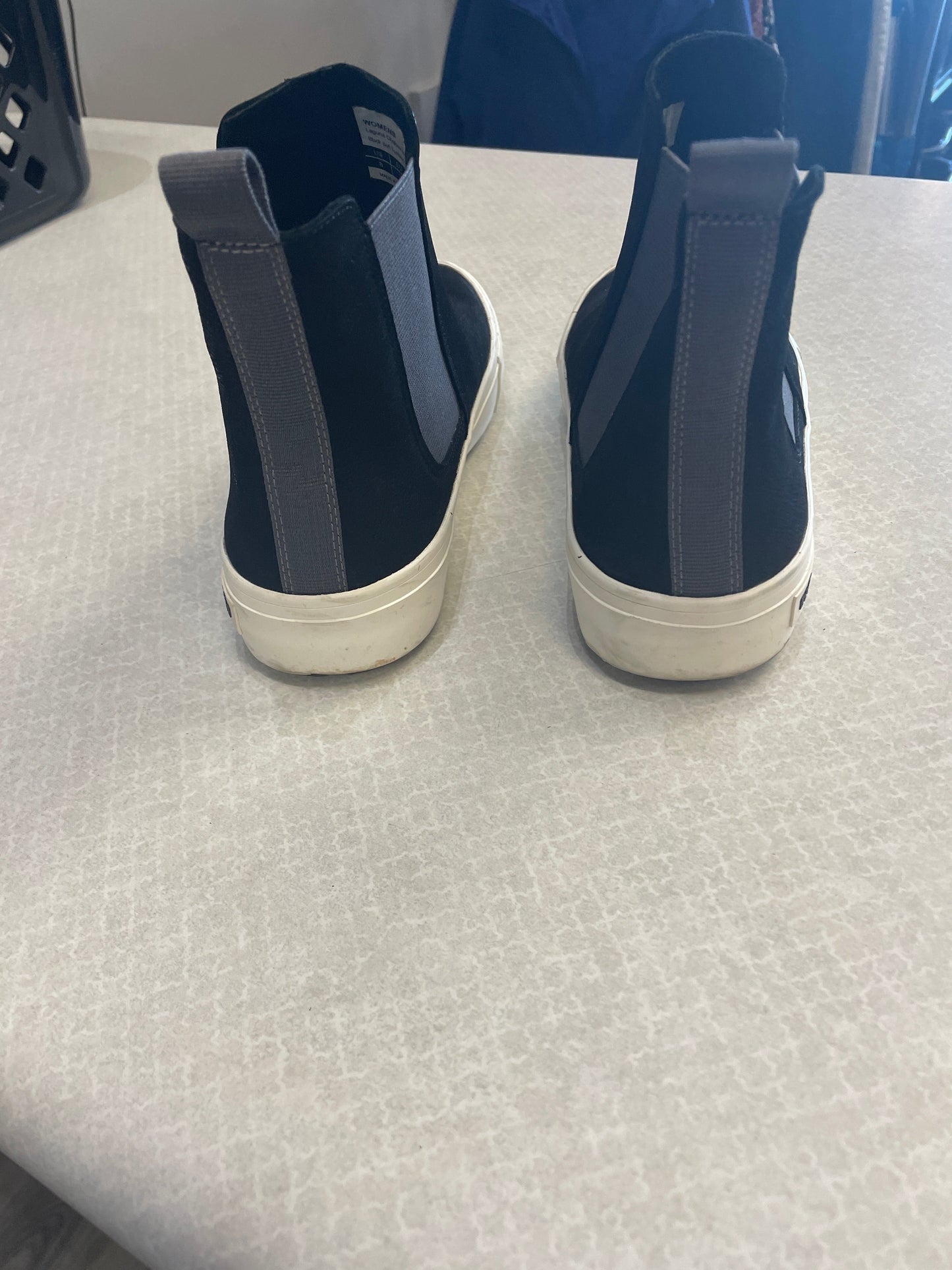 Boots Ankle Flats By Cmb In Black & White, Size: 8