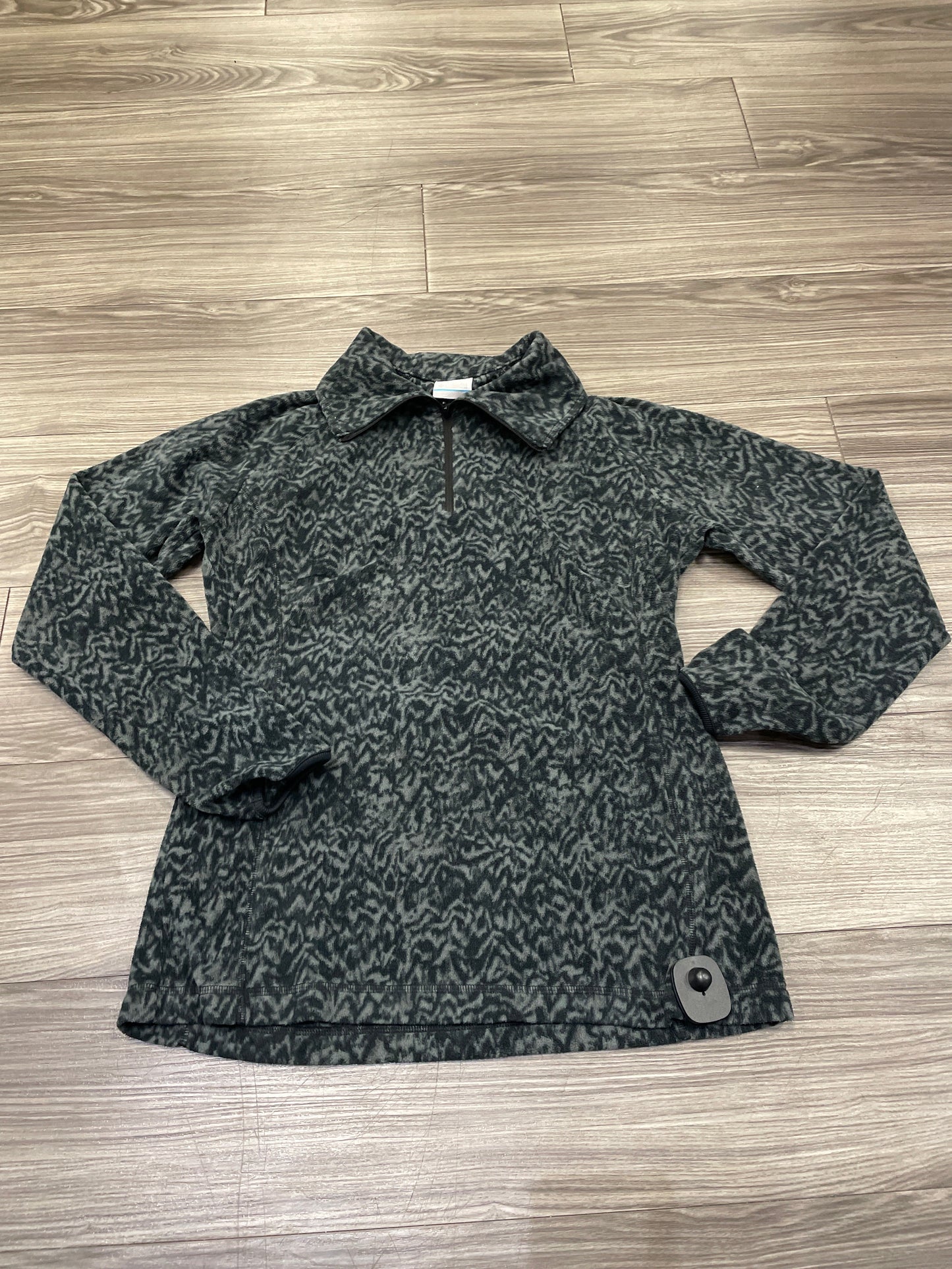 Top Long Sleeve By Columbia In Grey, Size: L