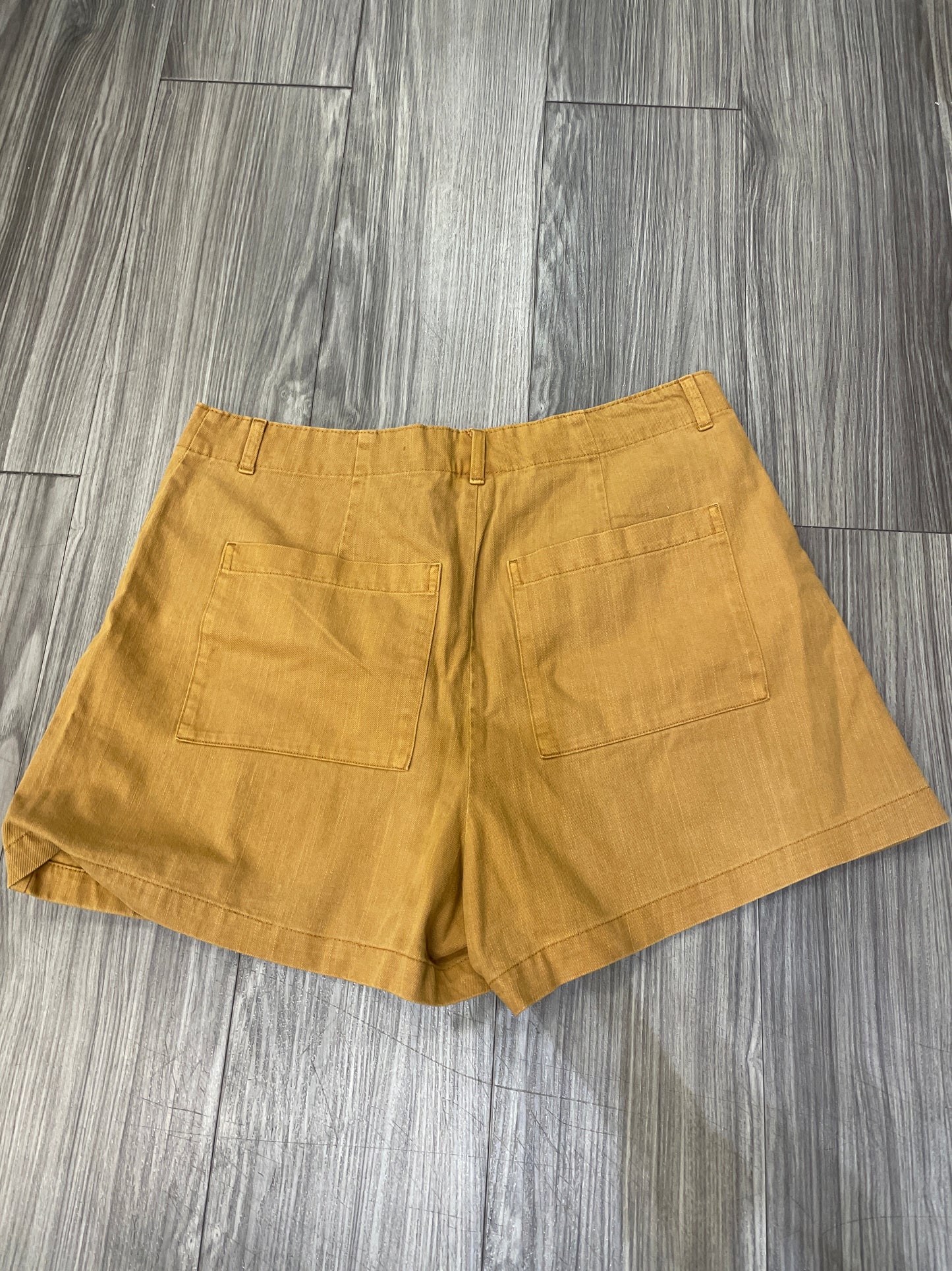 Shorts By Universal Thread Size: 14