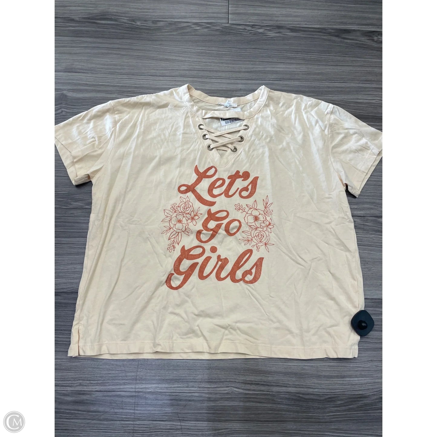 Top Short Sleeve By Maurices In Tan, Size: L