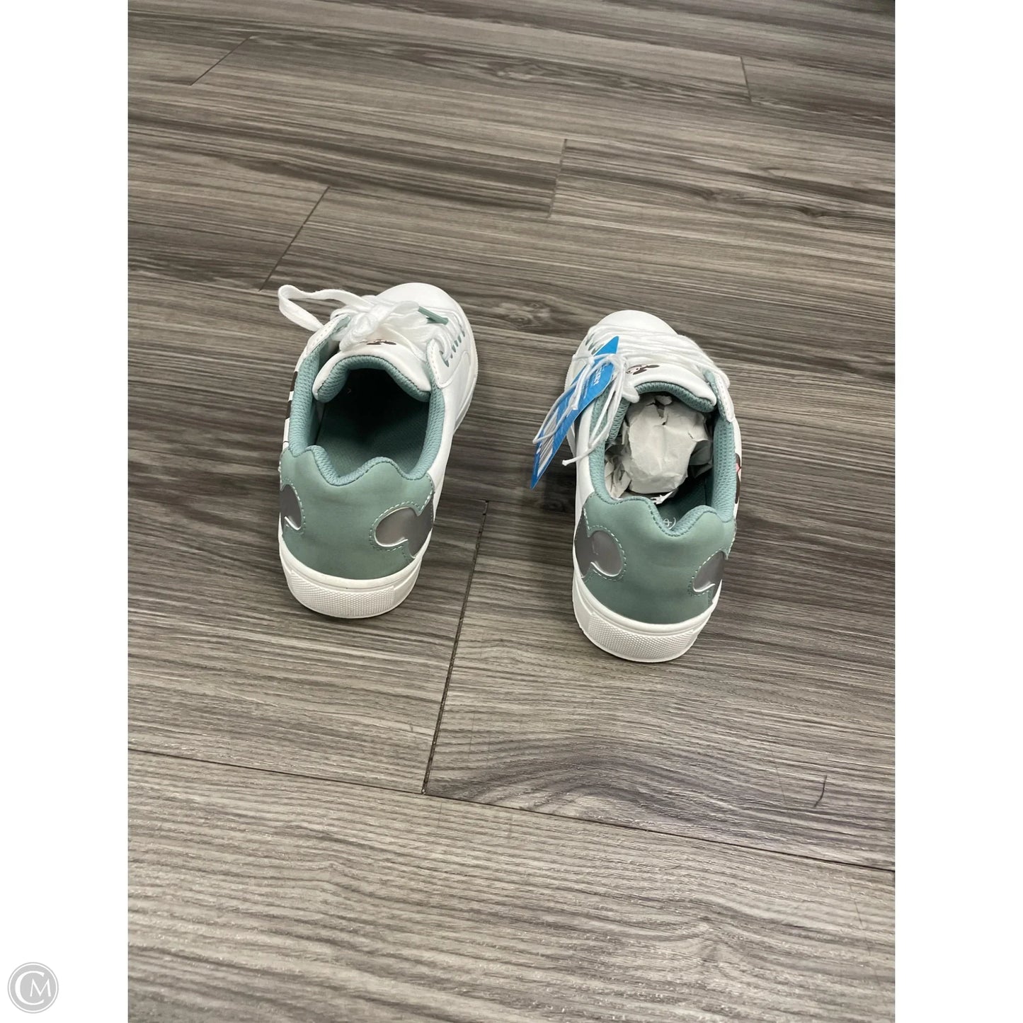 Shoes Sneakers By Disney In White, Size: 7