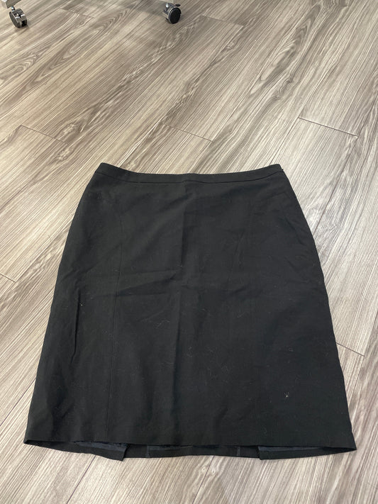 Skirt Midi By Clothes Mentor In Black, Size: 18