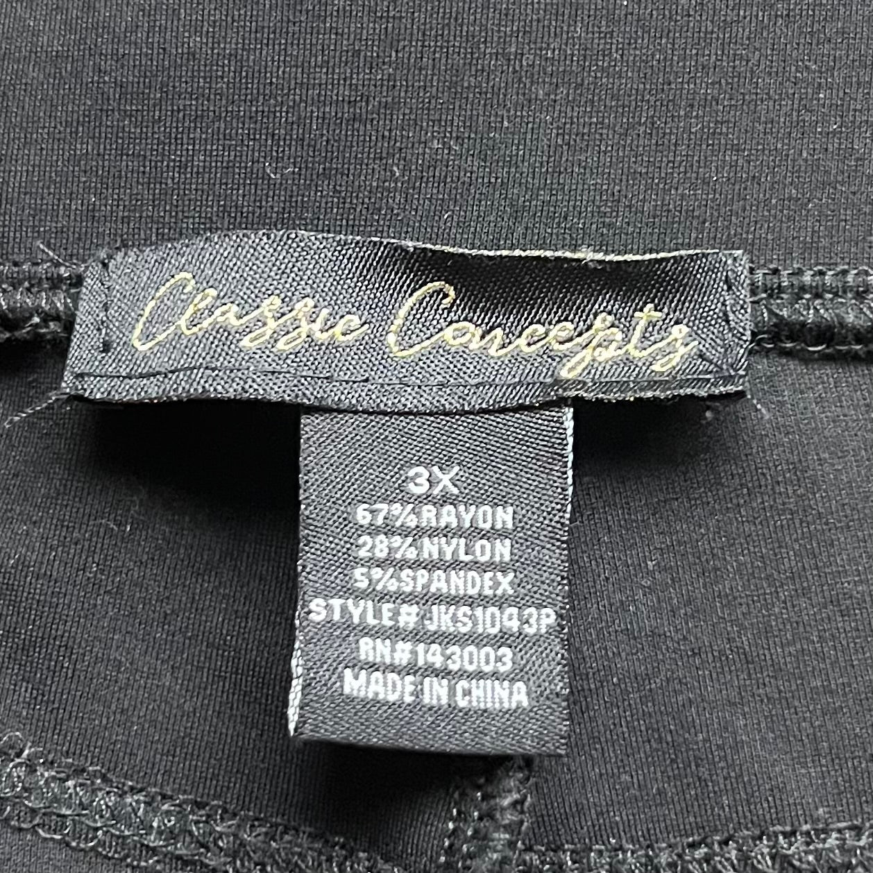 Skirt Mini & Short By Classic Concepts In Black, Size: 3x