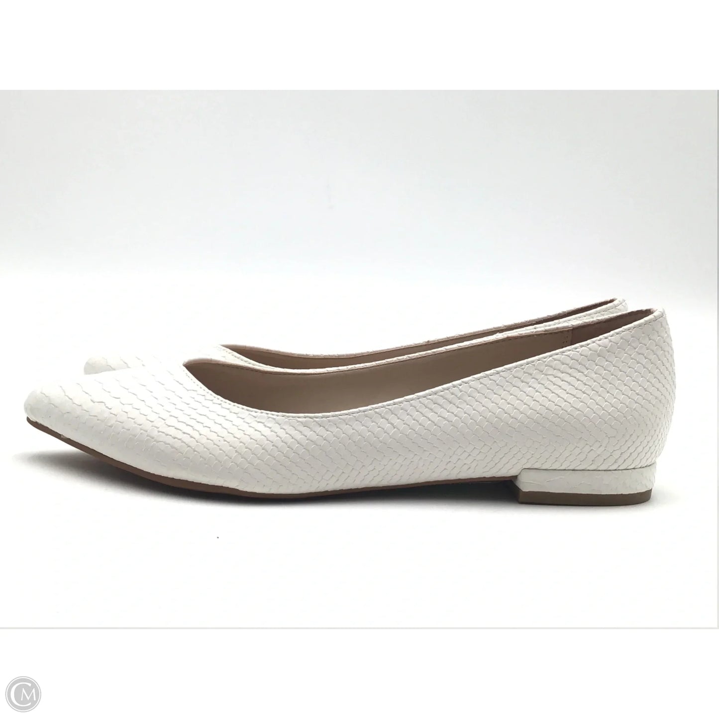 Shoes Flats By Chinese Laundry In White, Size: 9.5
