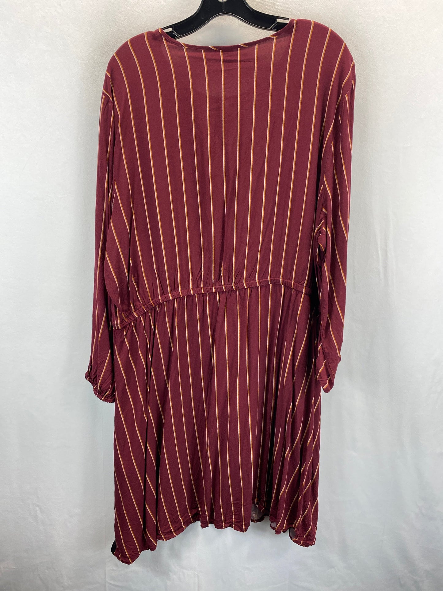 Dress Casual Midi By Old Navy Size: 2x