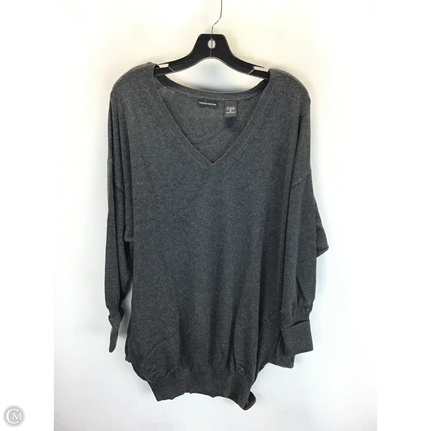 Sweater By Moda Intl In Grey, Size: M