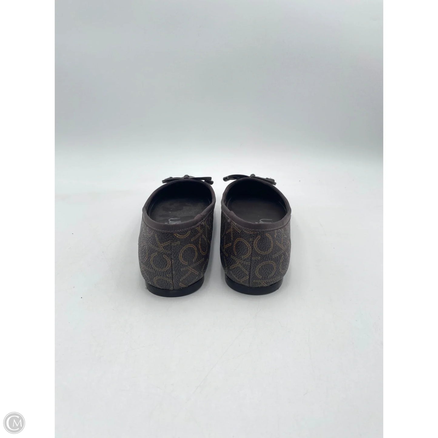 Shoes Flats By Calvin Klein In Brown & Tan, Size: 8