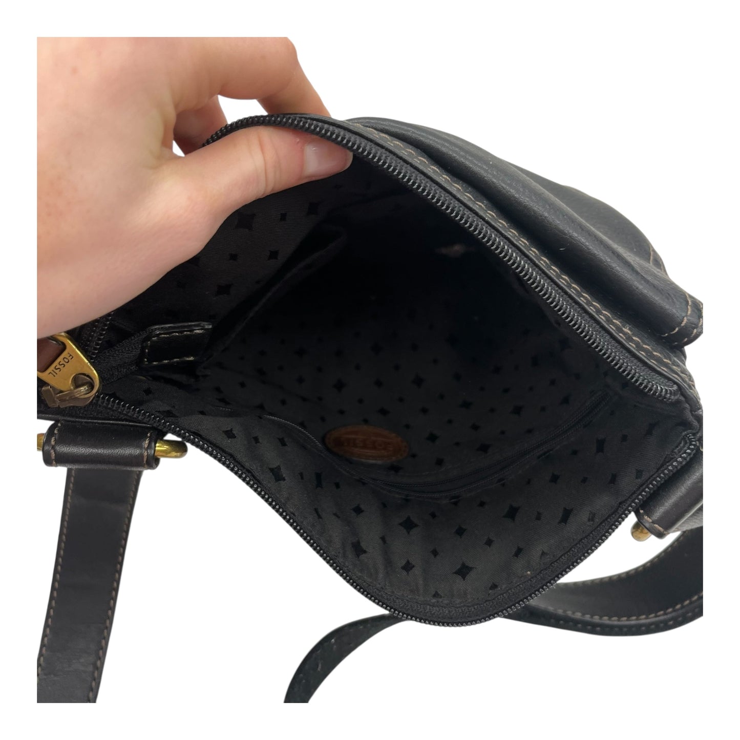 Crossbody Leather By Fossil In Black, Size:Large