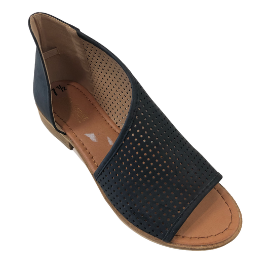 Sandals Flats By Catherine Malandrino  Size: 7.5