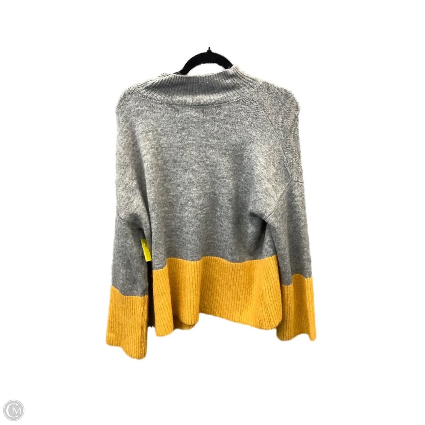 Sweater By Forever 21 In Grey & Yellow, Size: M