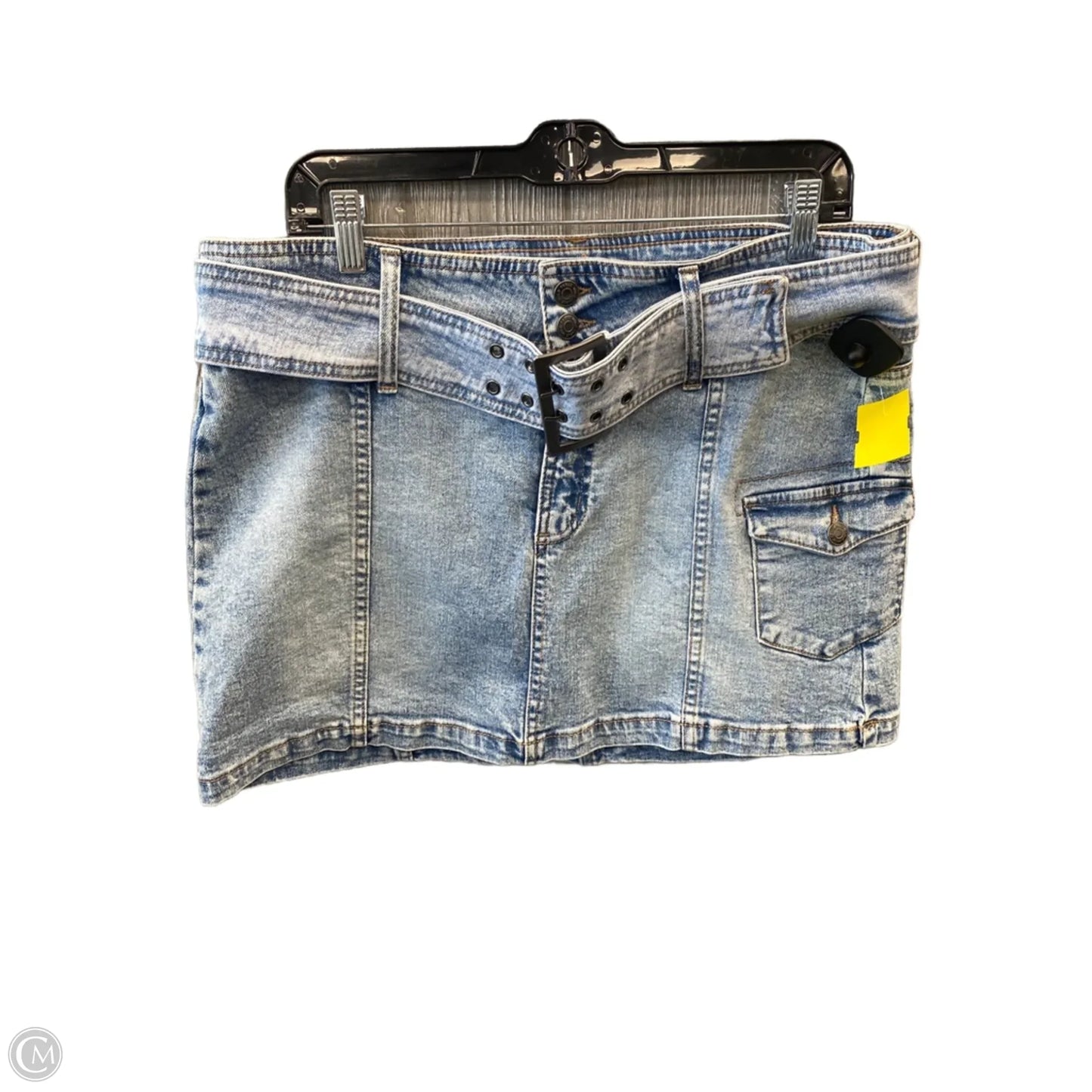 Skirt Mini & Short By Wild Fable In Blue Denim, Size: 12