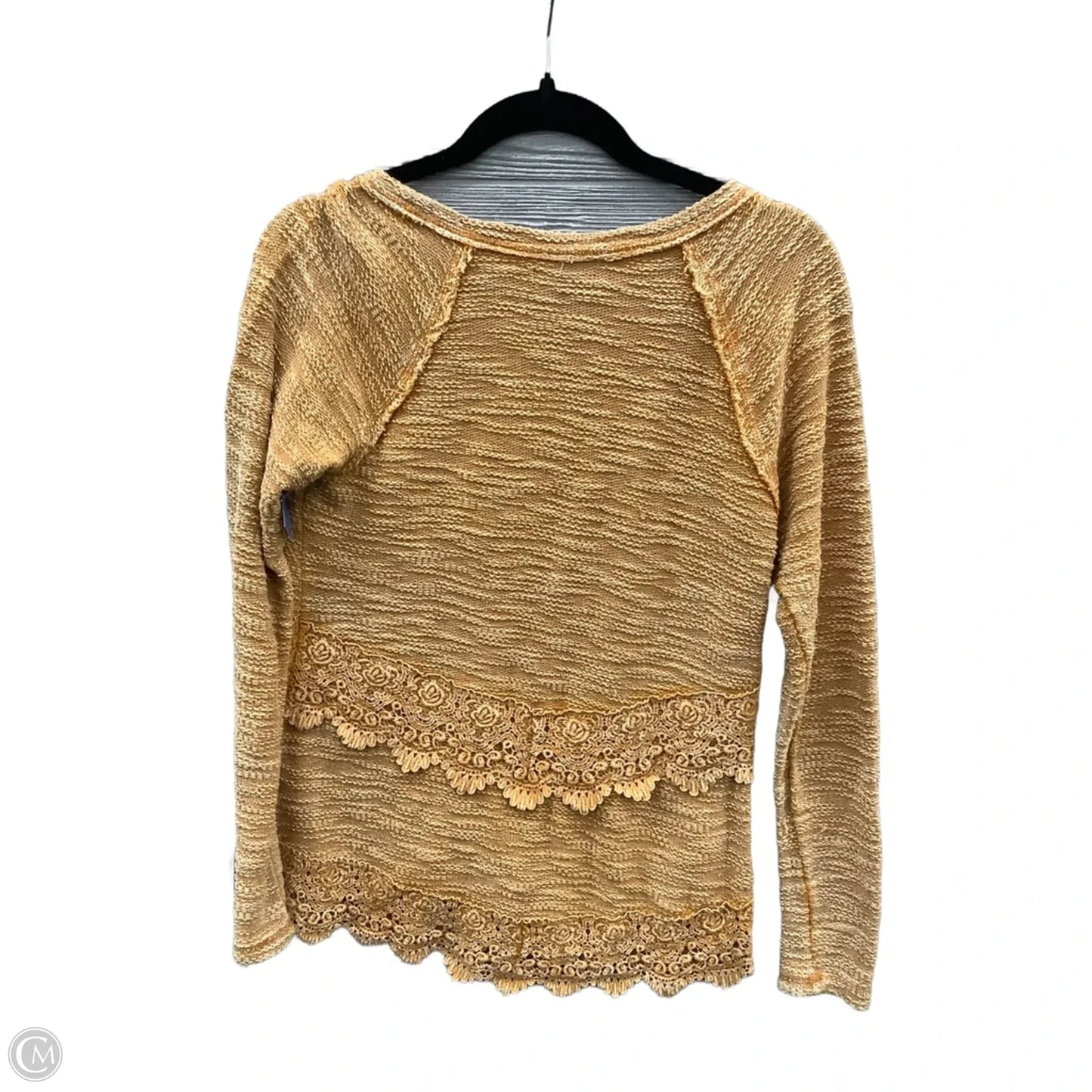 Top Long Sleeve By Maurices In Yellow, Size: M