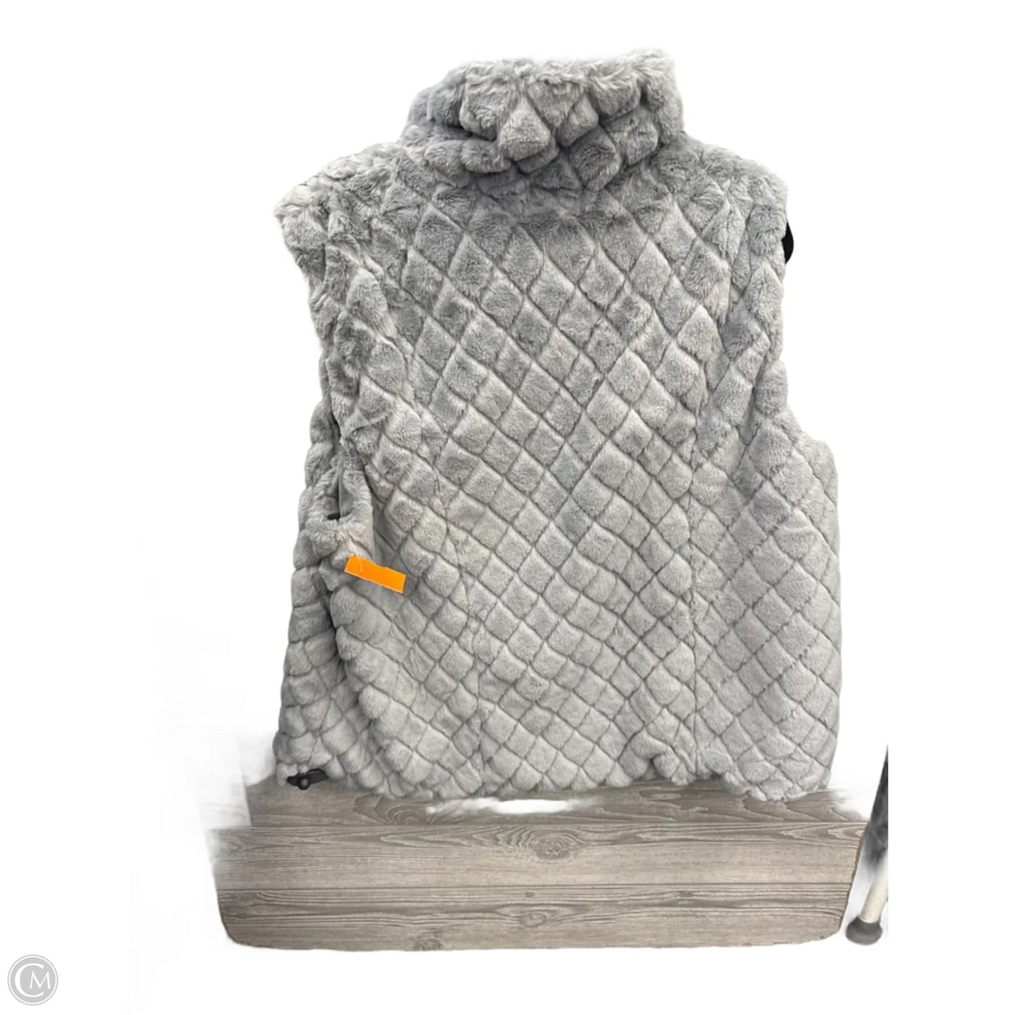Vest Faux Fur & Sherpa By Carmen By Carmen Marc Valvo In Grey, Size: 2x