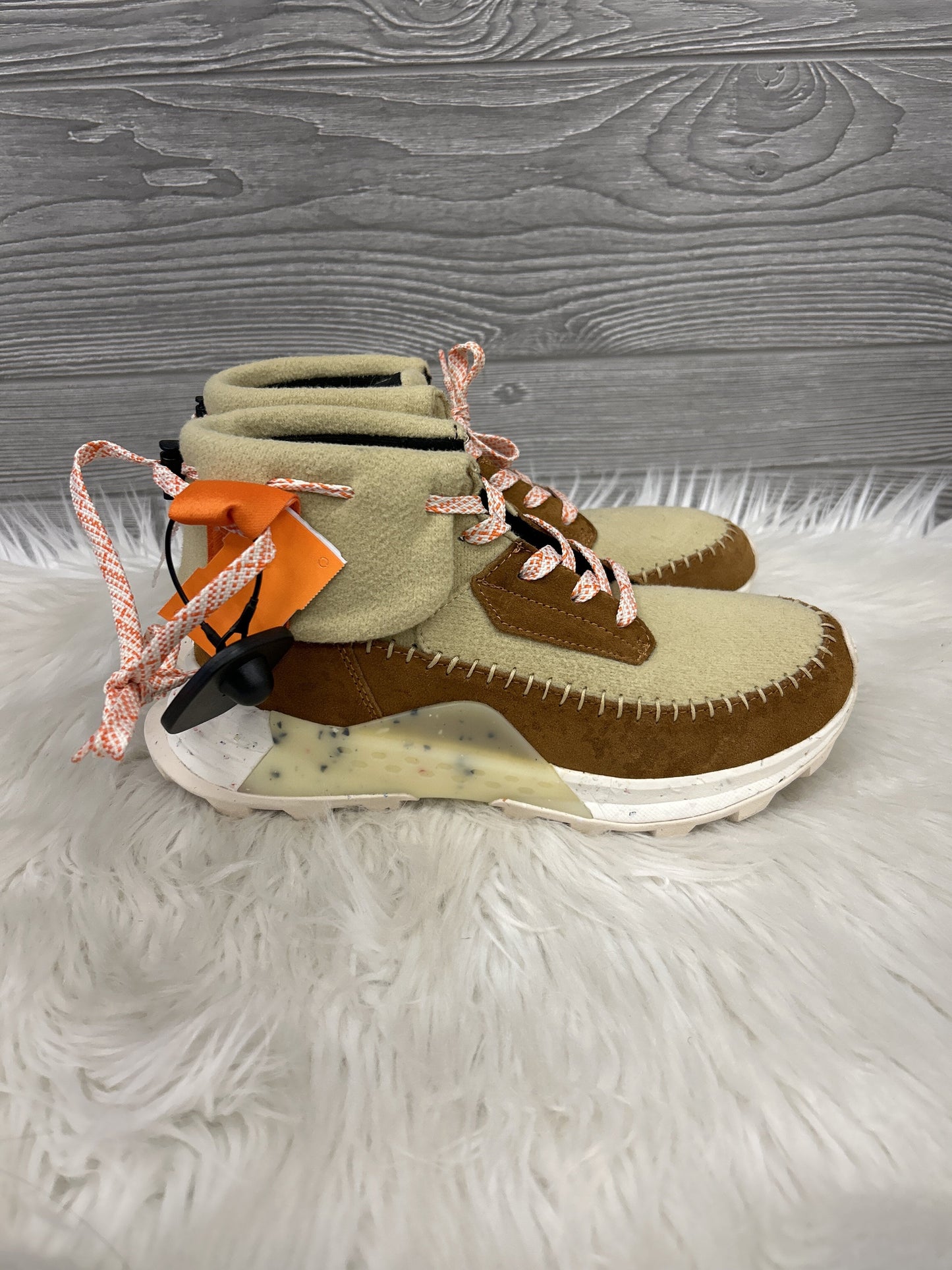 Shoes Sneakers By Cma Size: 8