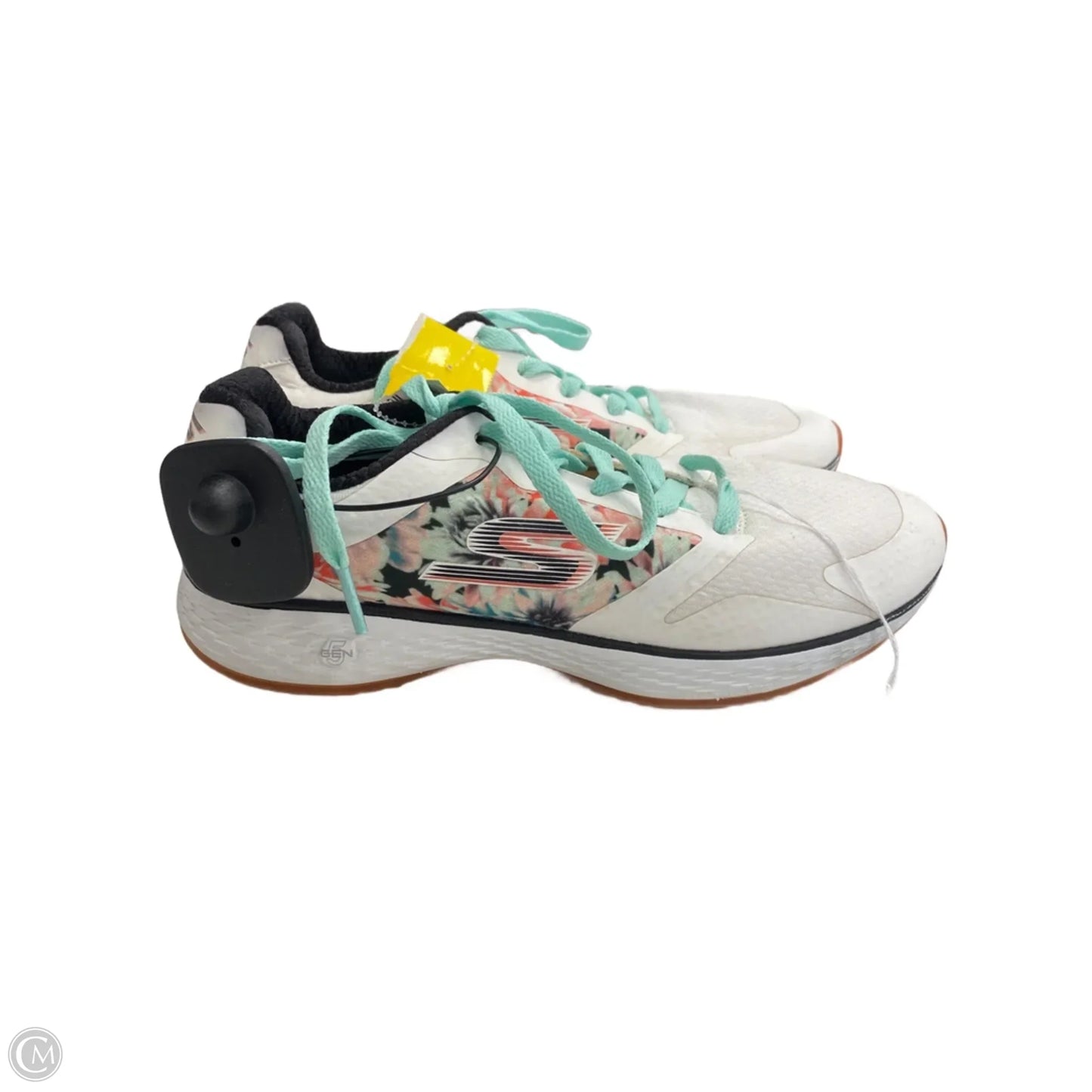 Shoes Athletic By Skechers In White, Size: 7.5