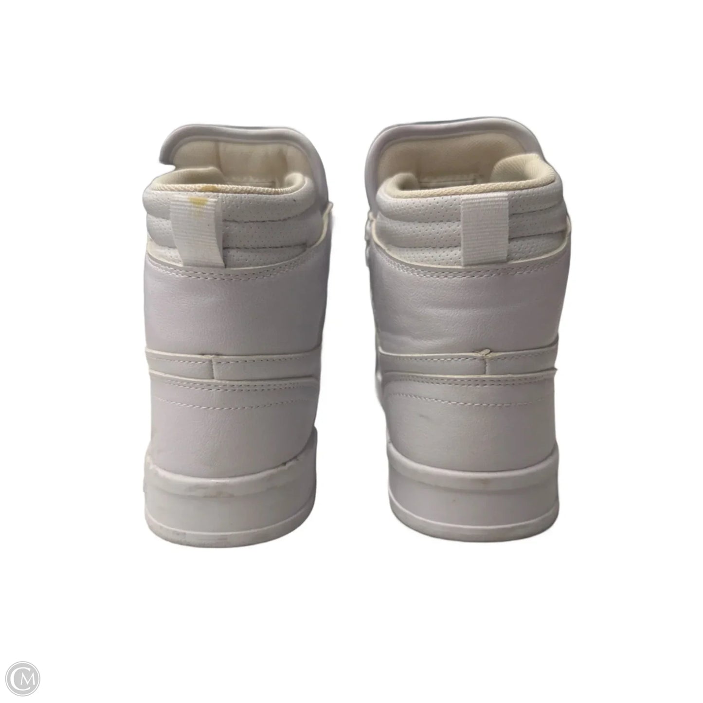 Shoes Sneakers By Levis In White, Size: 8