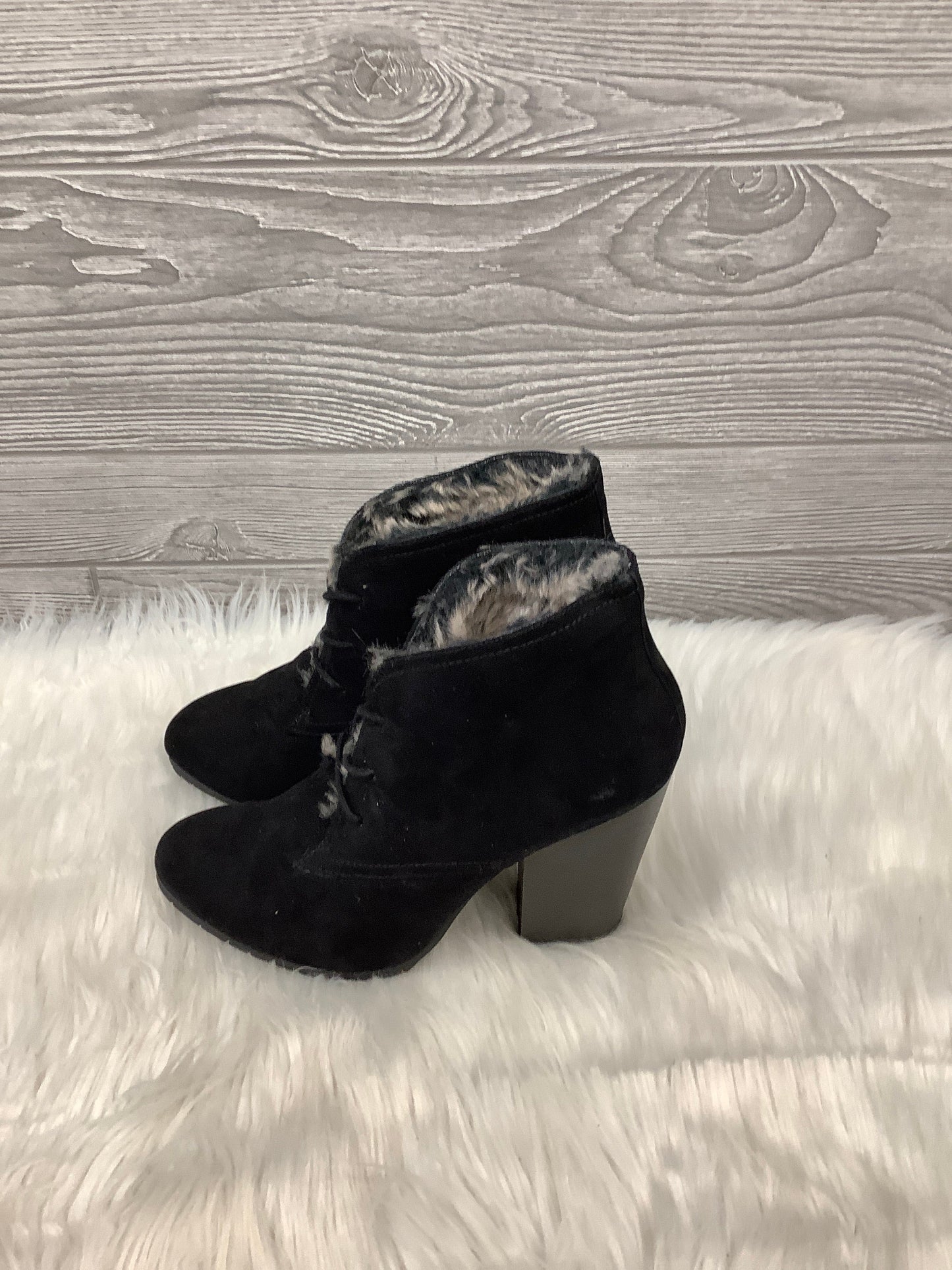 Boots Ankle Heels By Clothes Mentor In Black, Size: 9.5