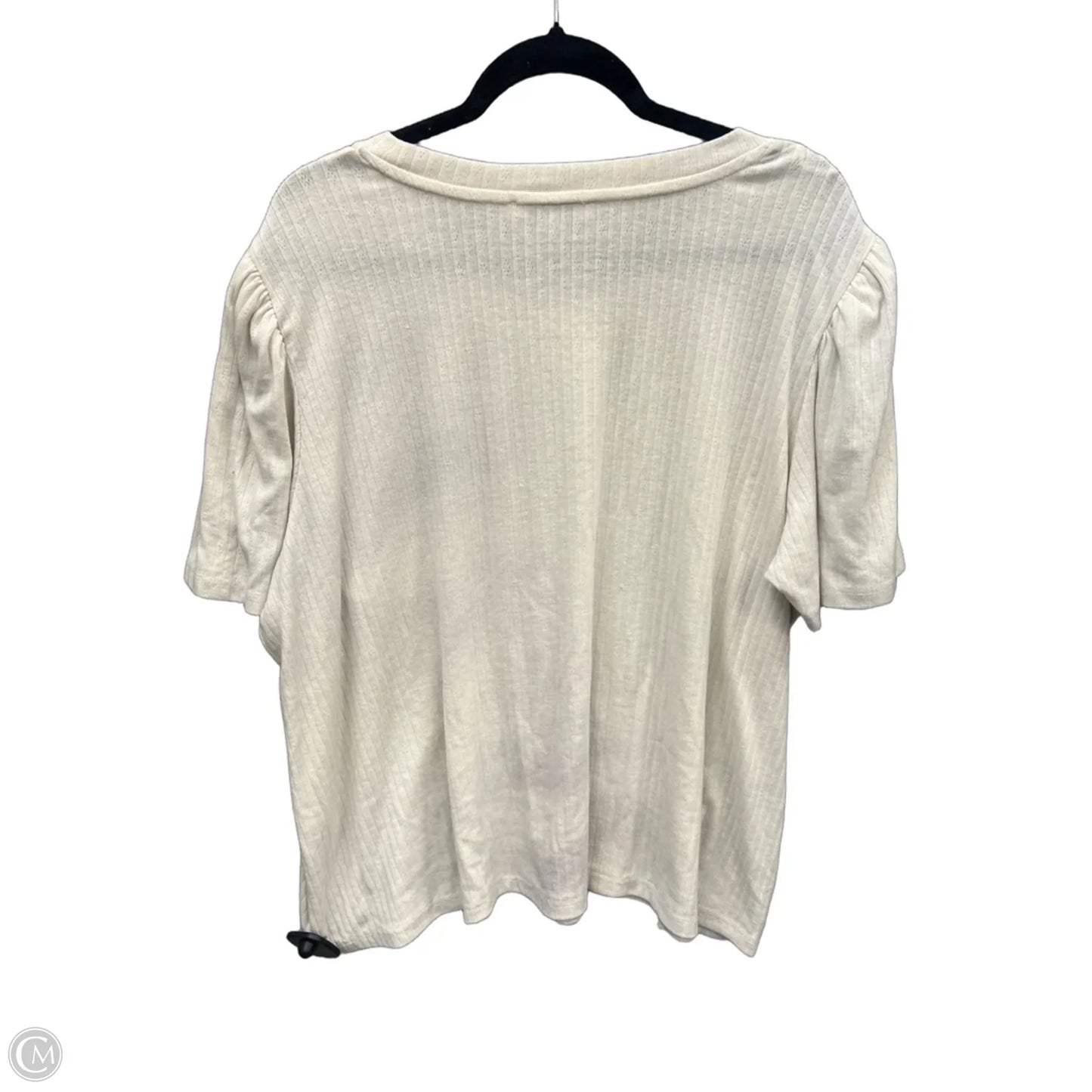 Top Short Sleeve By Rose And Olive In Beige, Size: 2x