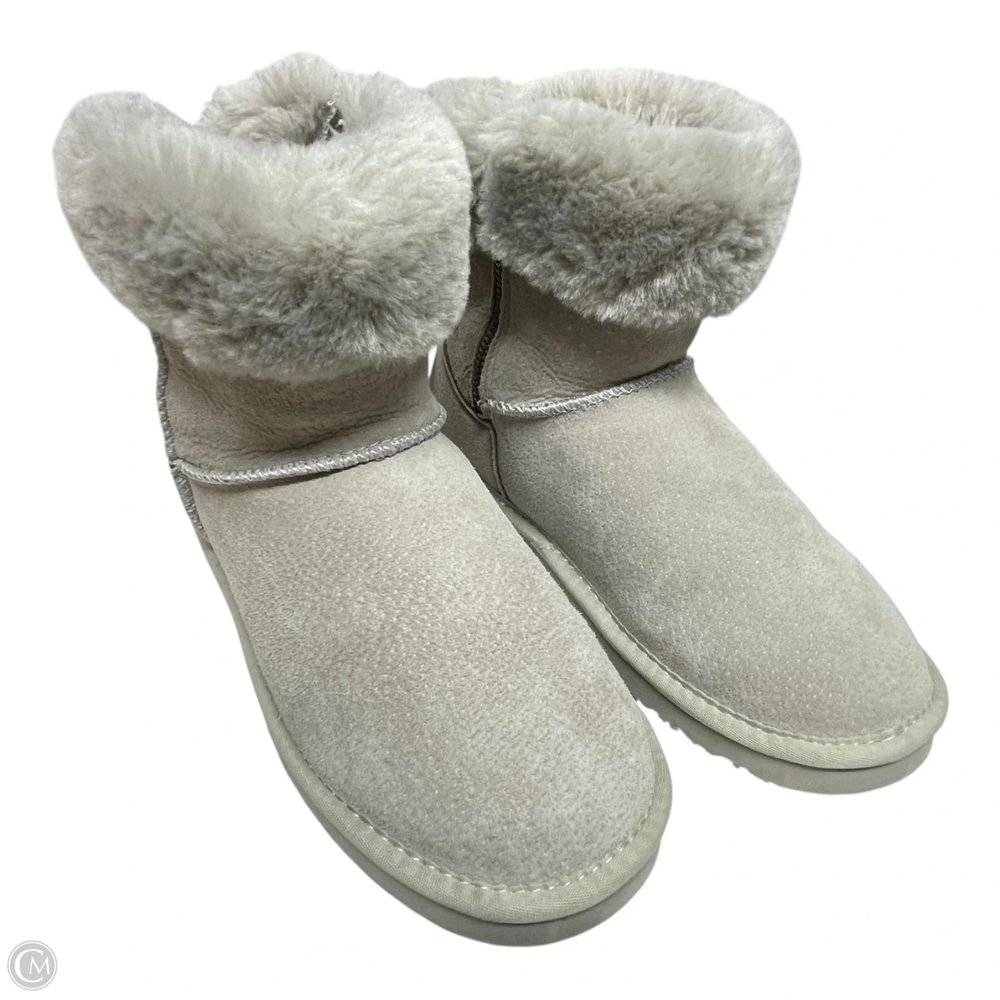 Boots Ankle Flats By Lamo In Grey, Size: 6