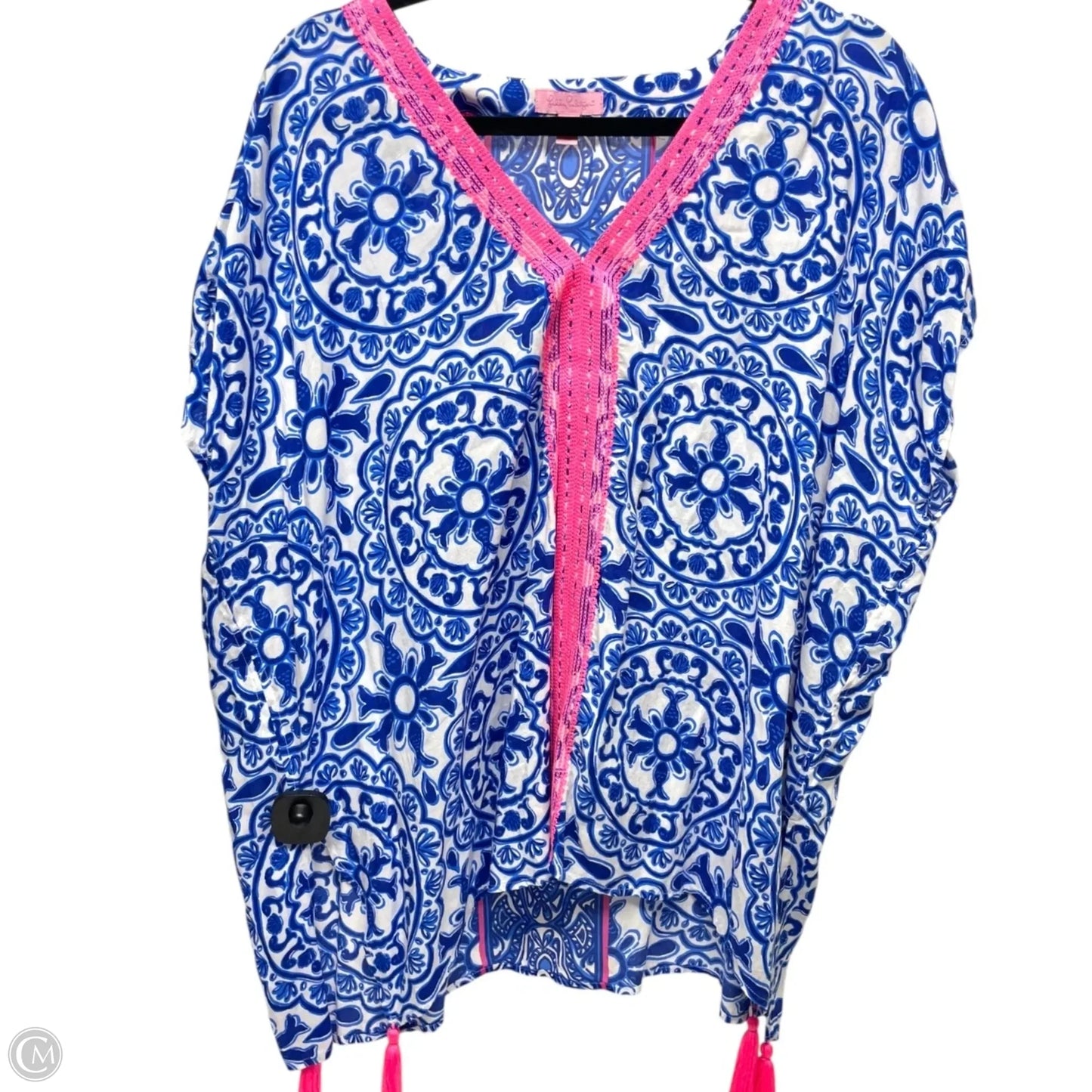 Top Short Sleeve Designer By Lilly Pulitzer In Blue & White, Size: Xl