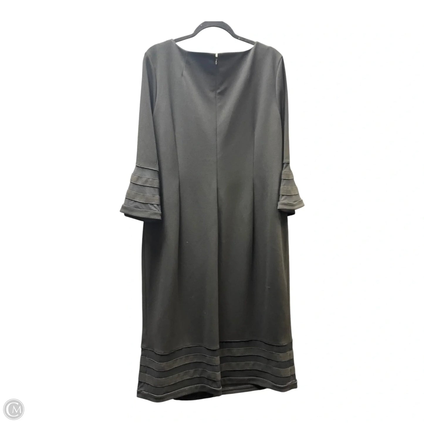 Dress Casual Short By Calvin Klein In Black, Size: 18