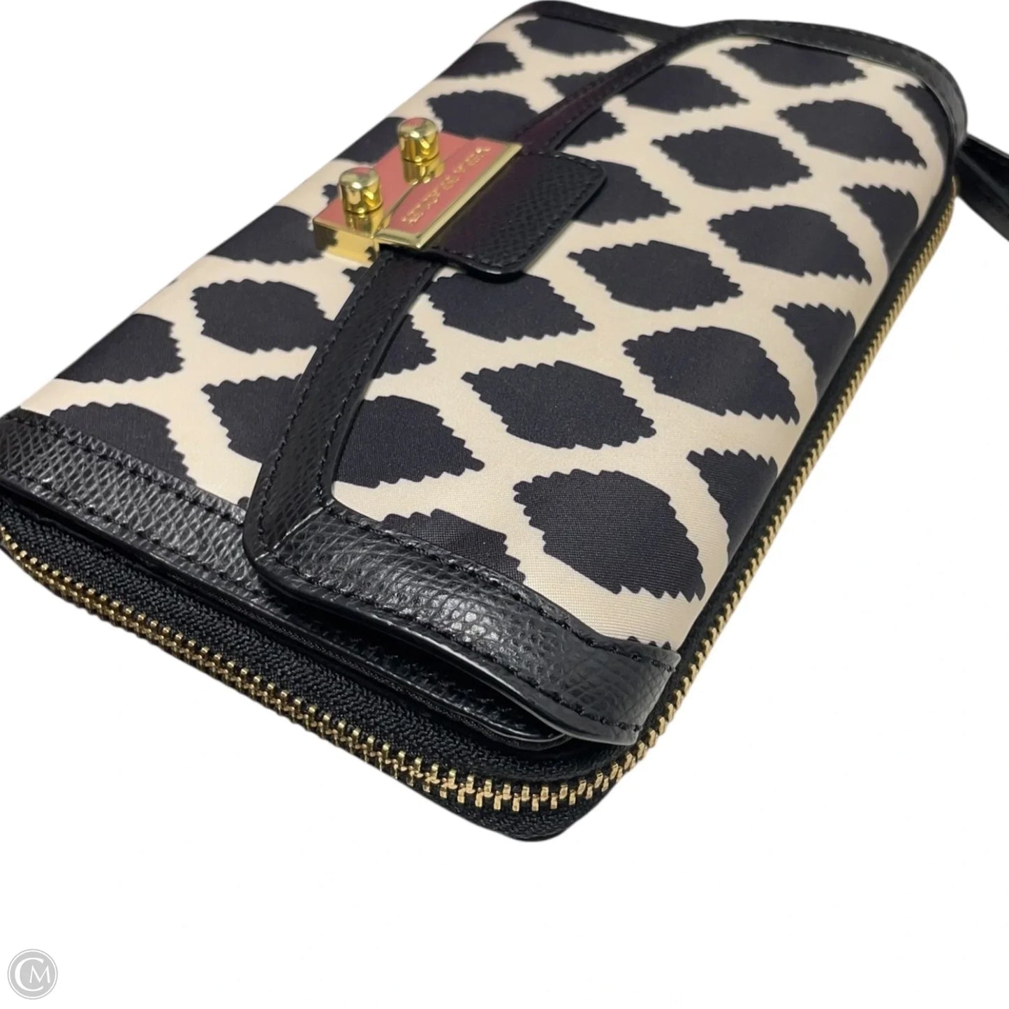 Wristlet By Vera Bradley, Size: Medium