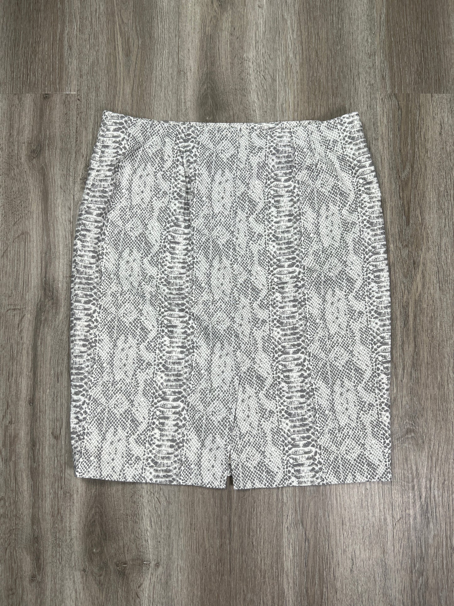 Skirt Midi By Ann Taylor Size: Xl