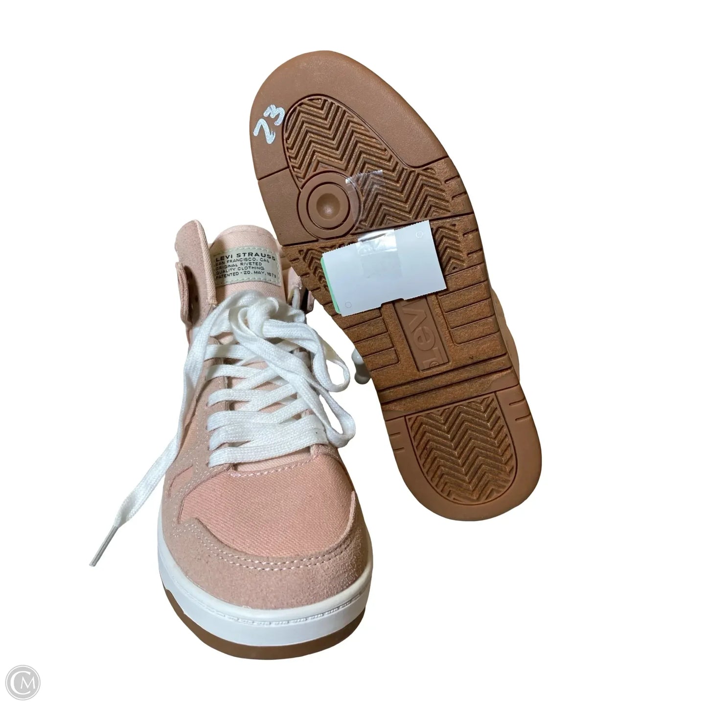 Shoes Sneakers By Levis In Coral, Size: 8